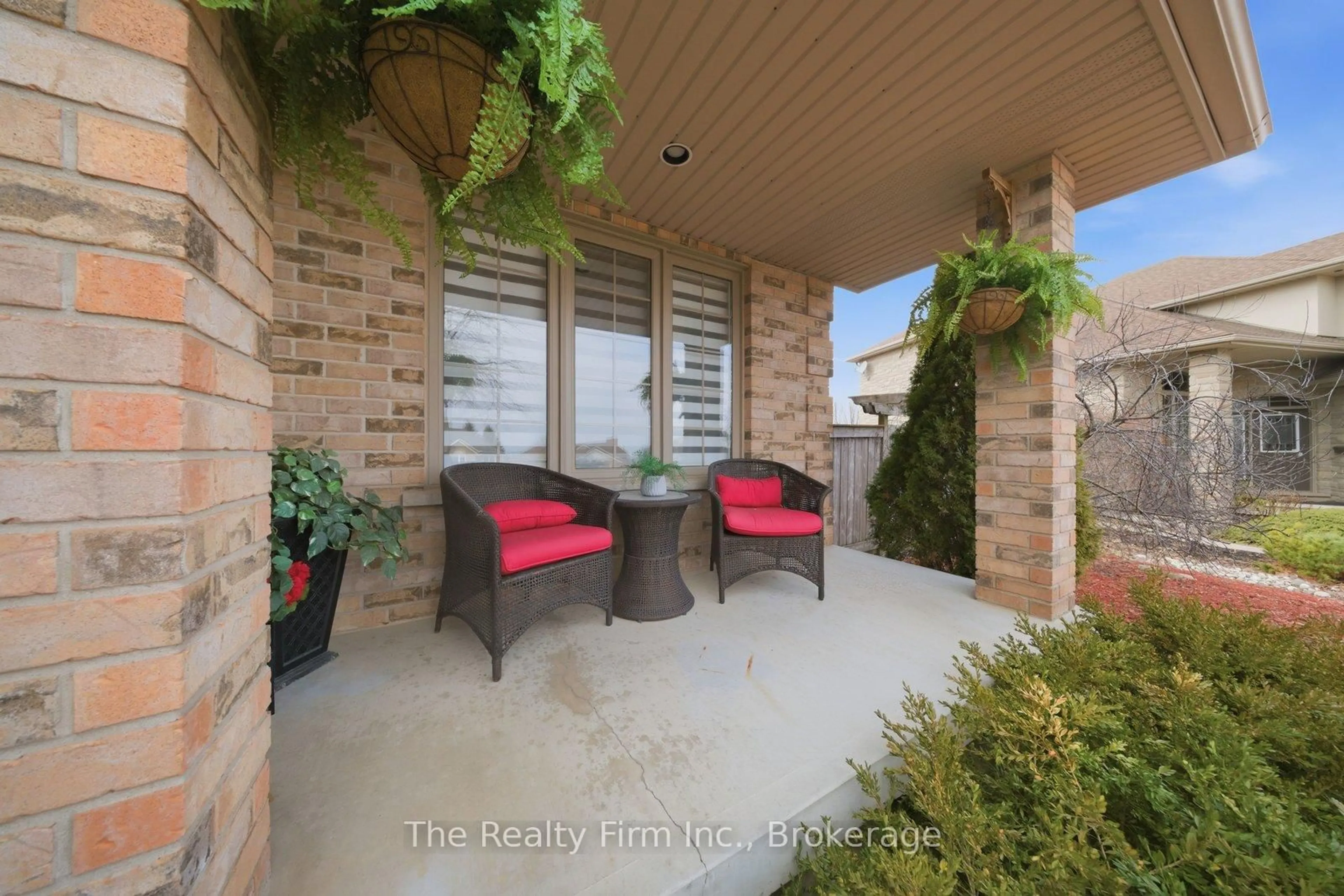 Patio, unknown for 234 Ferguson Dr, Woodstock Ontario N4V 1B3