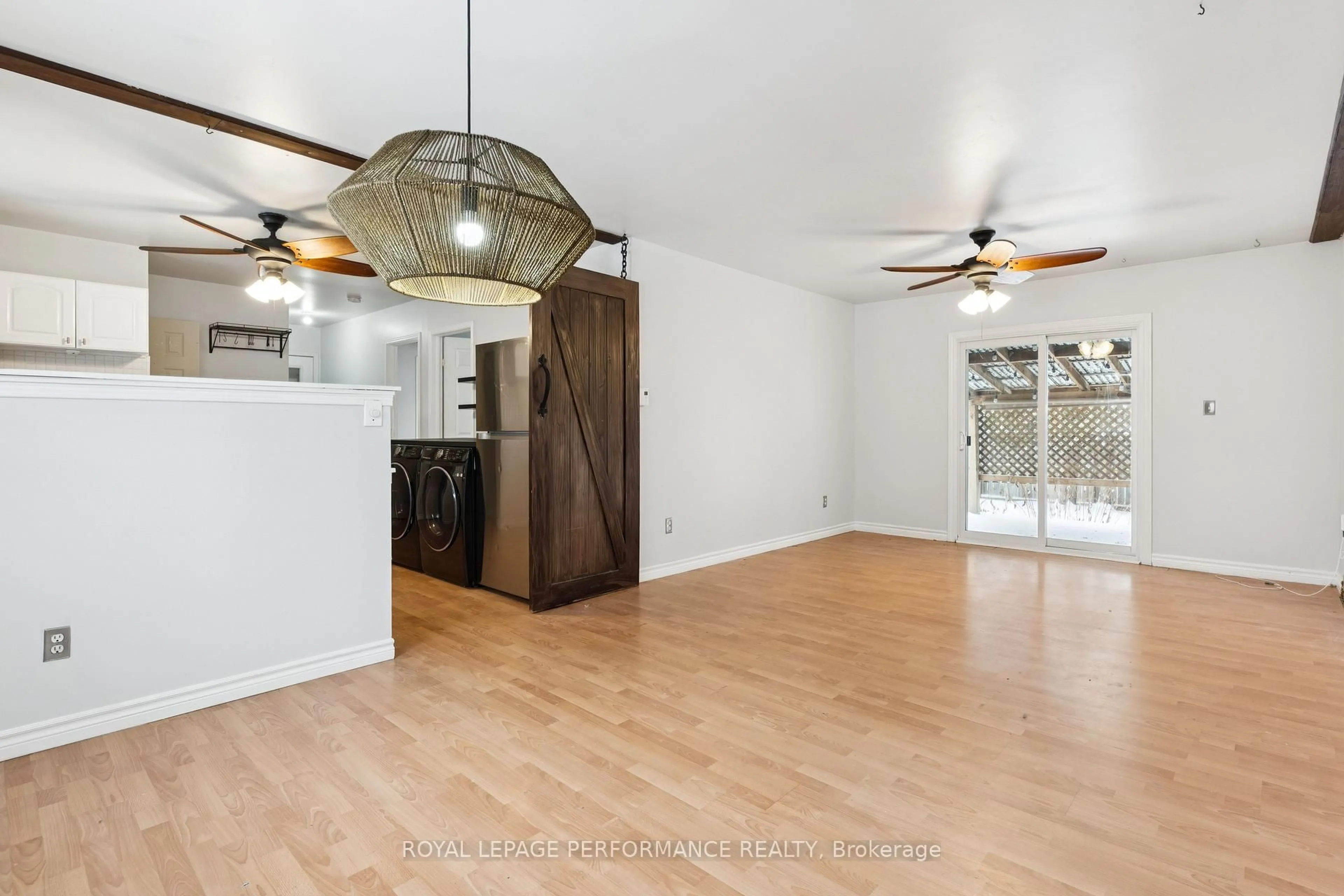 Open concept kitchen, wood/laminate floor for 121 Elizabeth St, Pakenham Ontario K0A 2X0