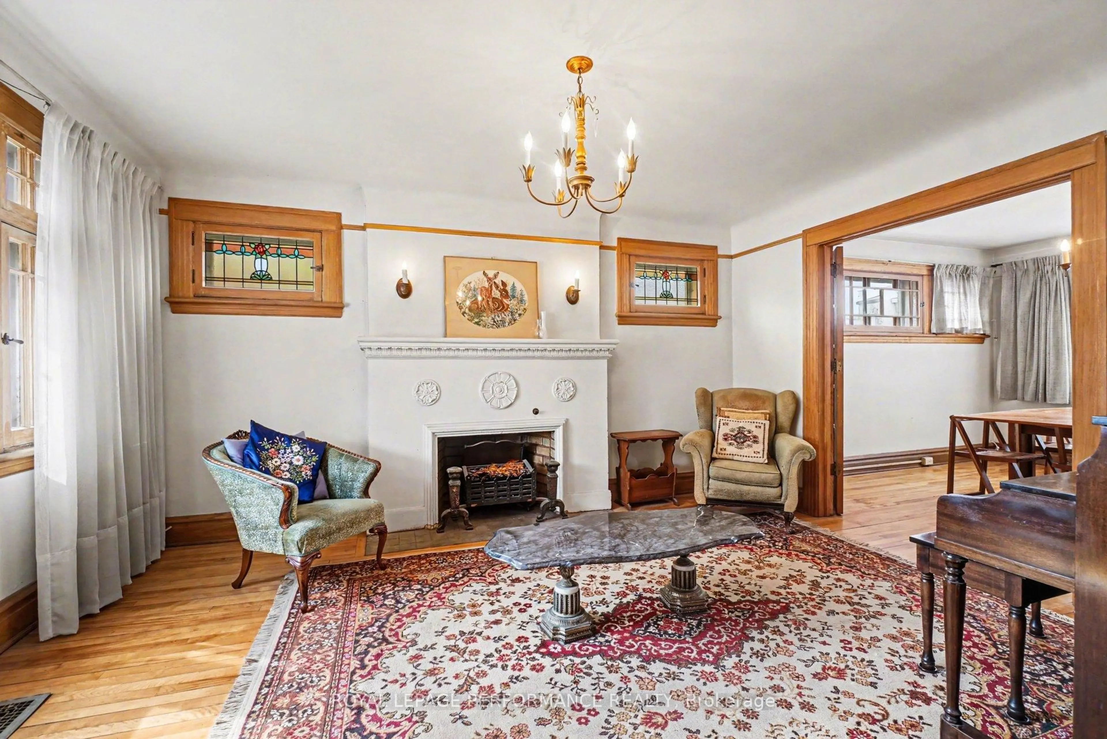 Living room with furniture, unknown for 395 Second Ave, Ottawa Ontario K1S 2J3