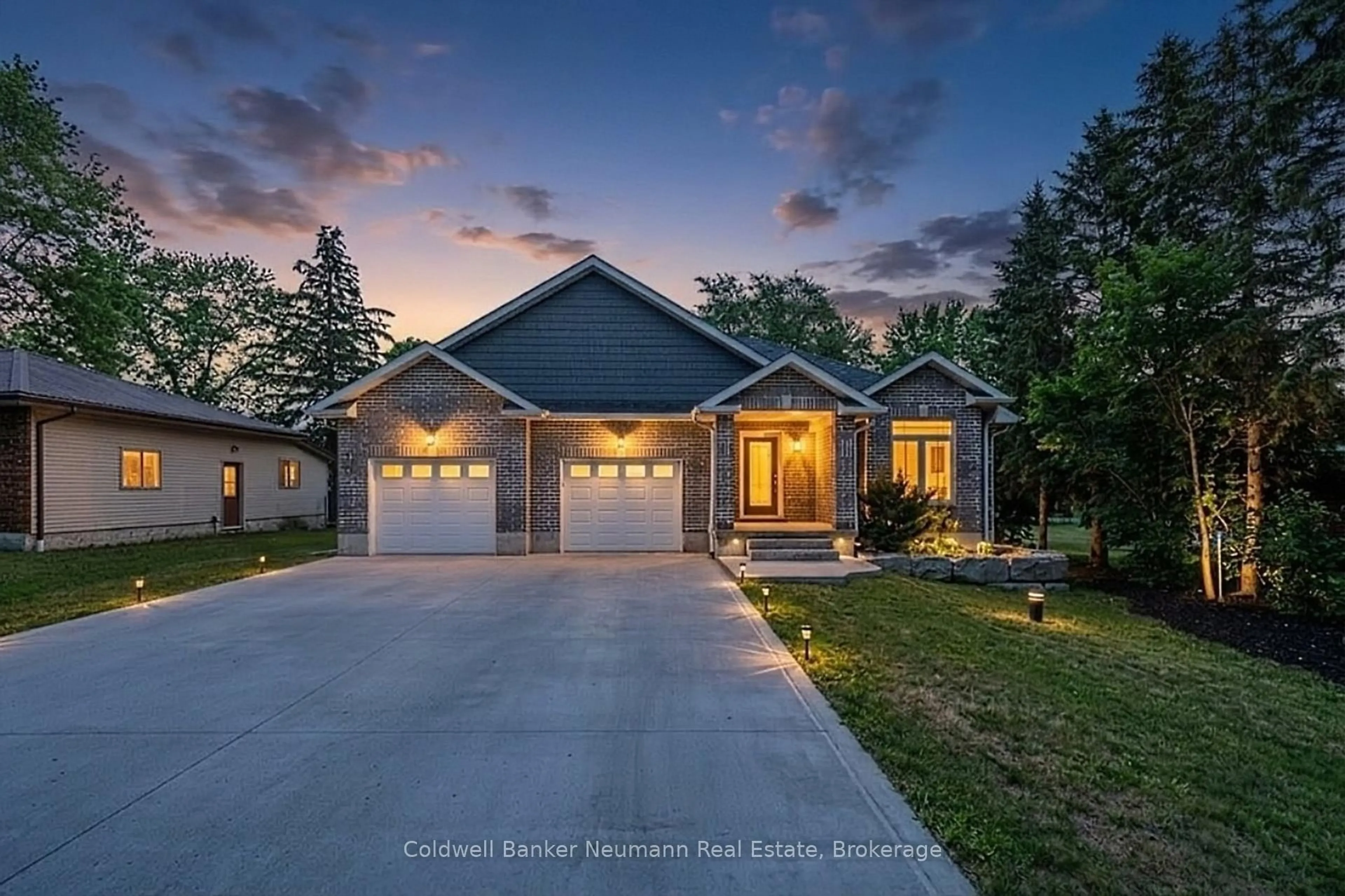 Home with brick exterior material, street for 7471 Marden Rd, Guelph/Eramosa Ontario N1H 6J2