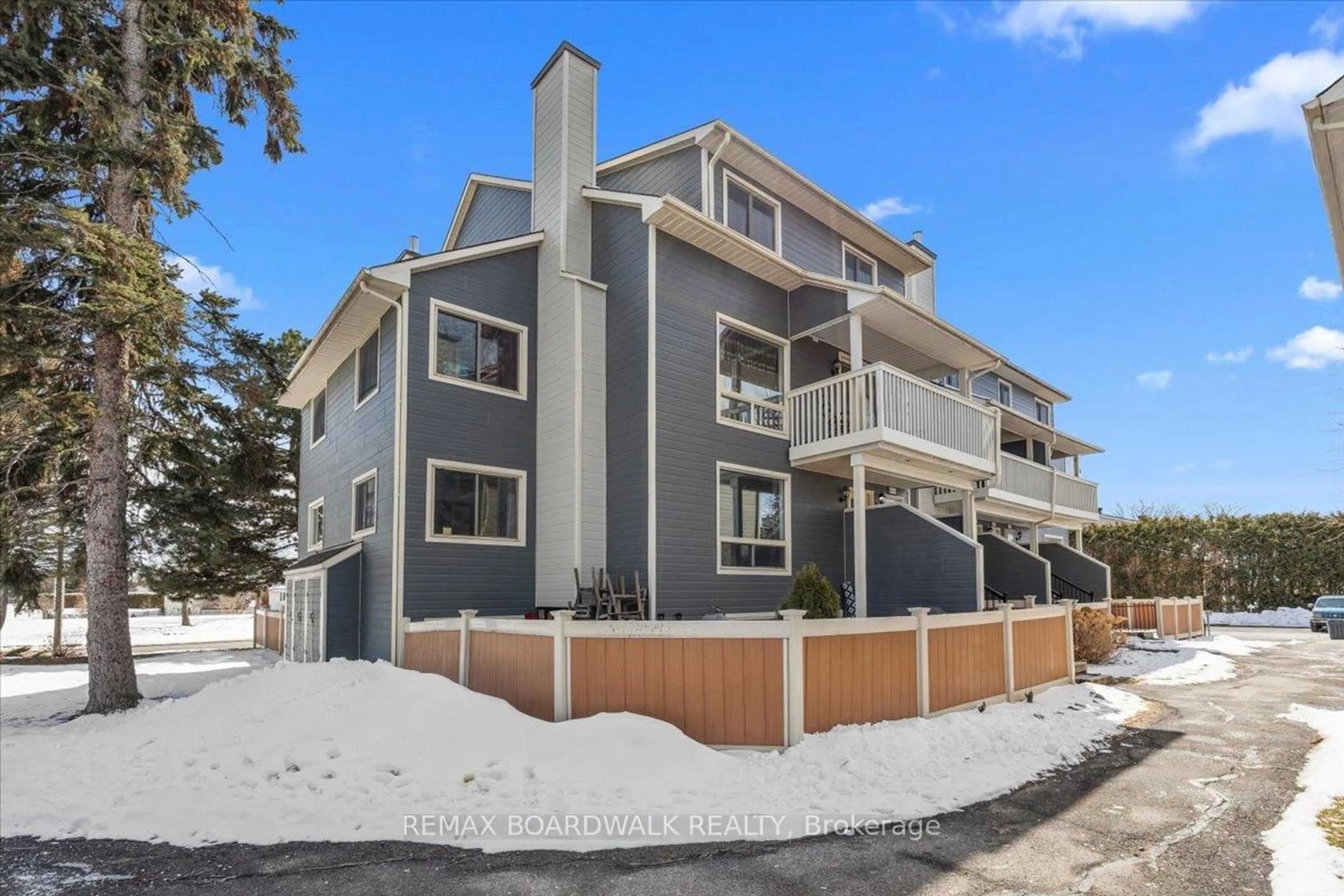 Unknown for 802 St. Andre Dr #46A, Ottawa Ontario K1C 4R3