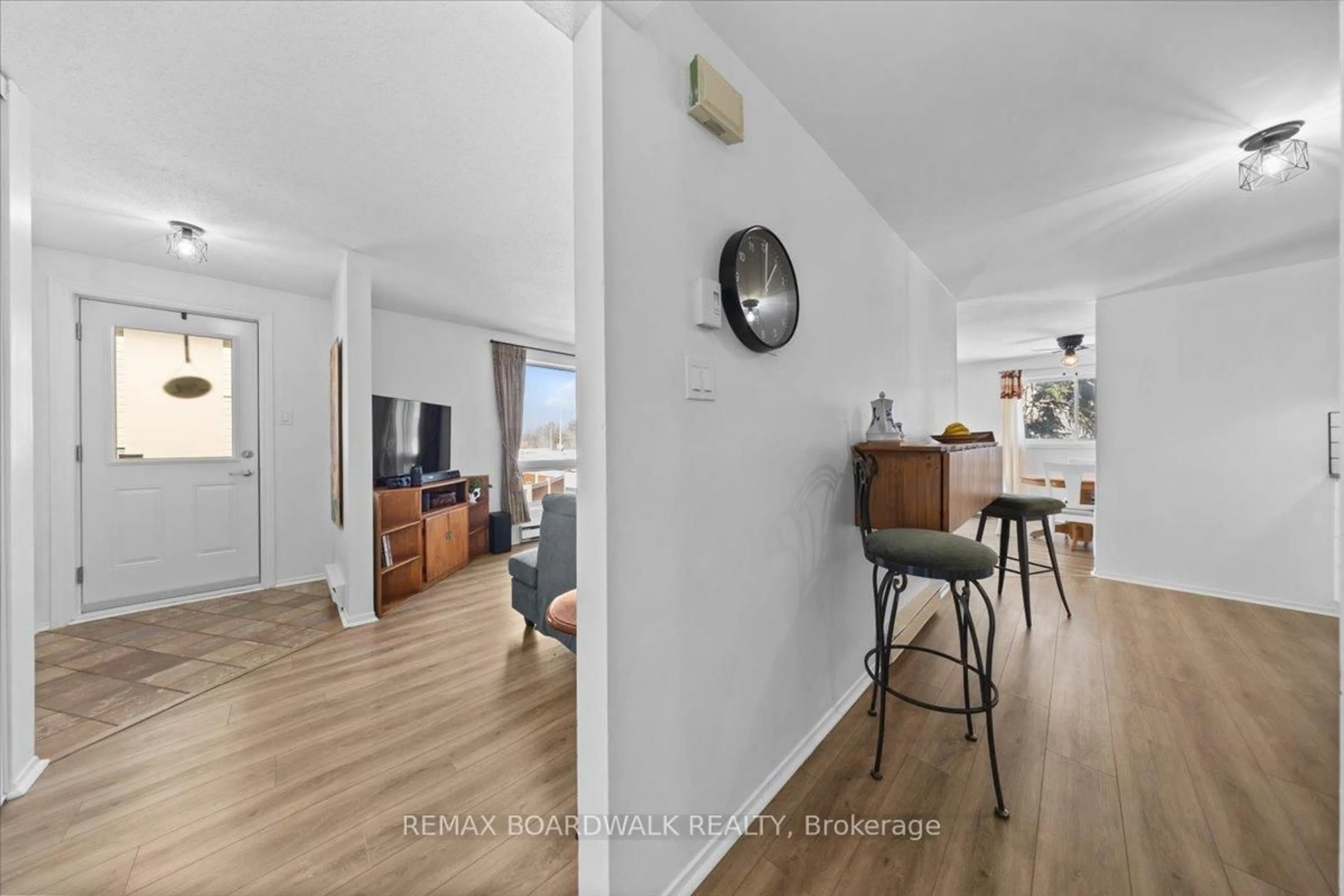 Unknown for 802 St. Andre Dr #46A, Ottawa Ontario K1C 4R3