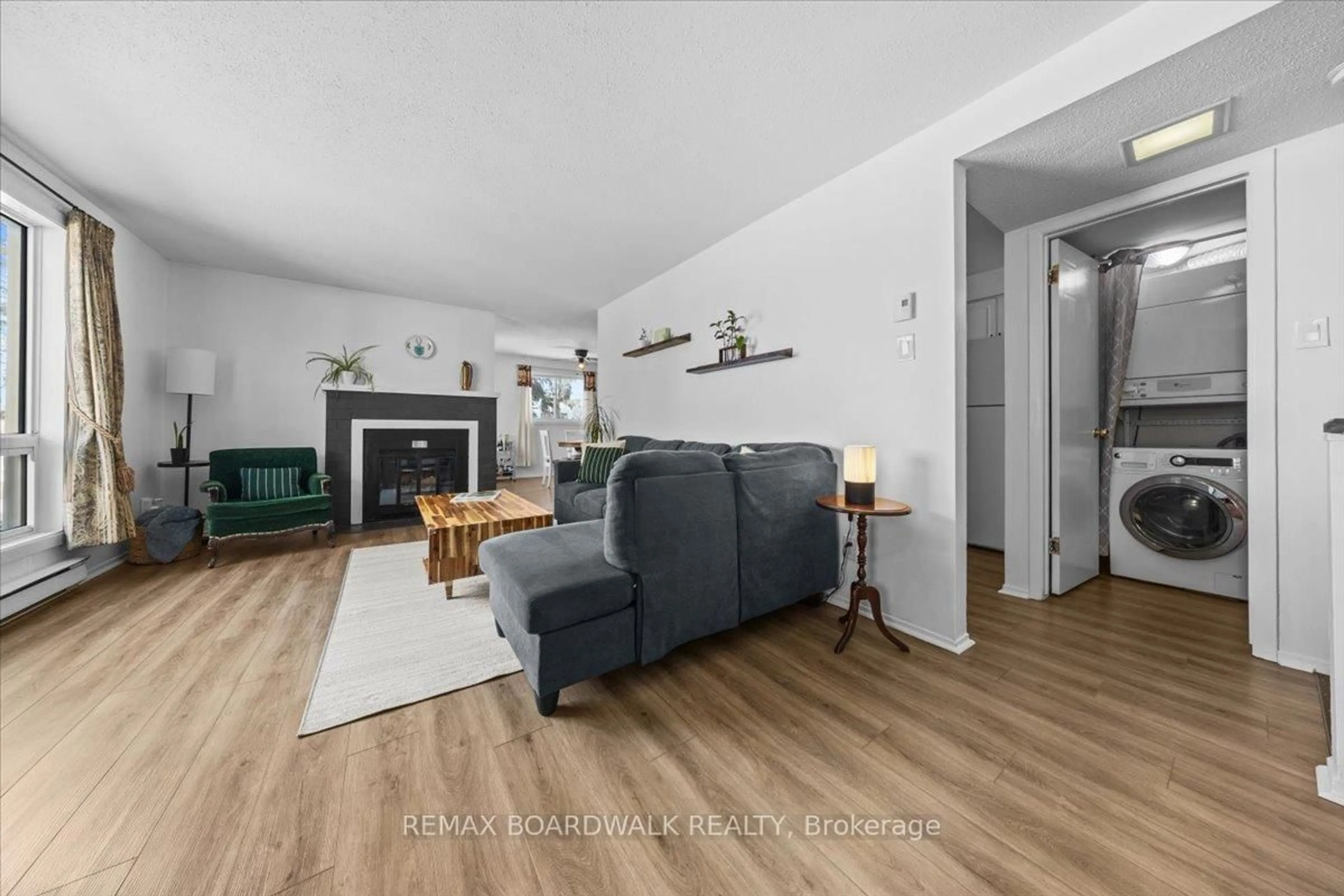 Living room with furniture, unknown for 802 St. Andre Dr #46A, Ottawa Ontario K1C 4R3