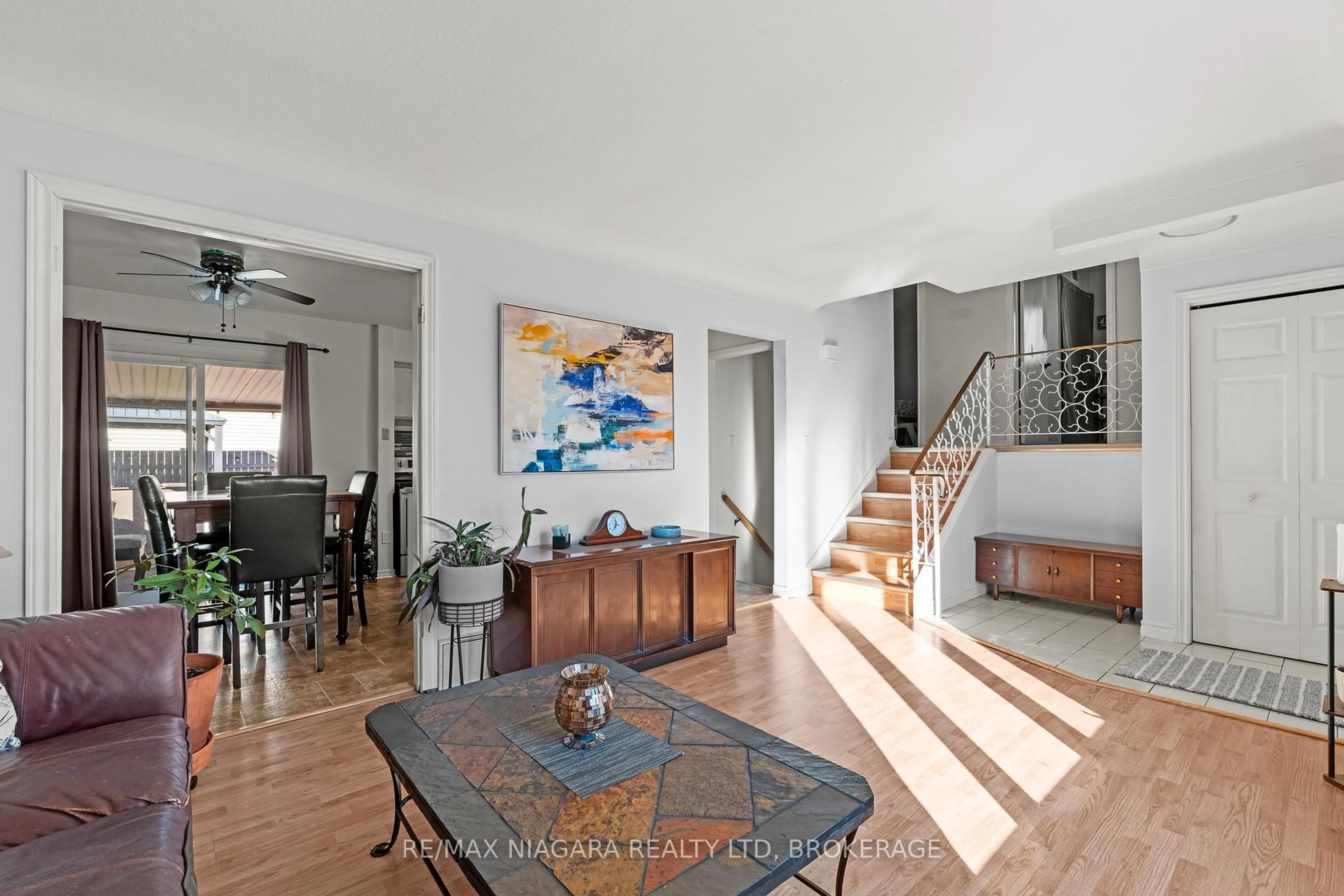 Unknown for 45 Sherman Dr, St. Catharines Ontario L2N 2K9