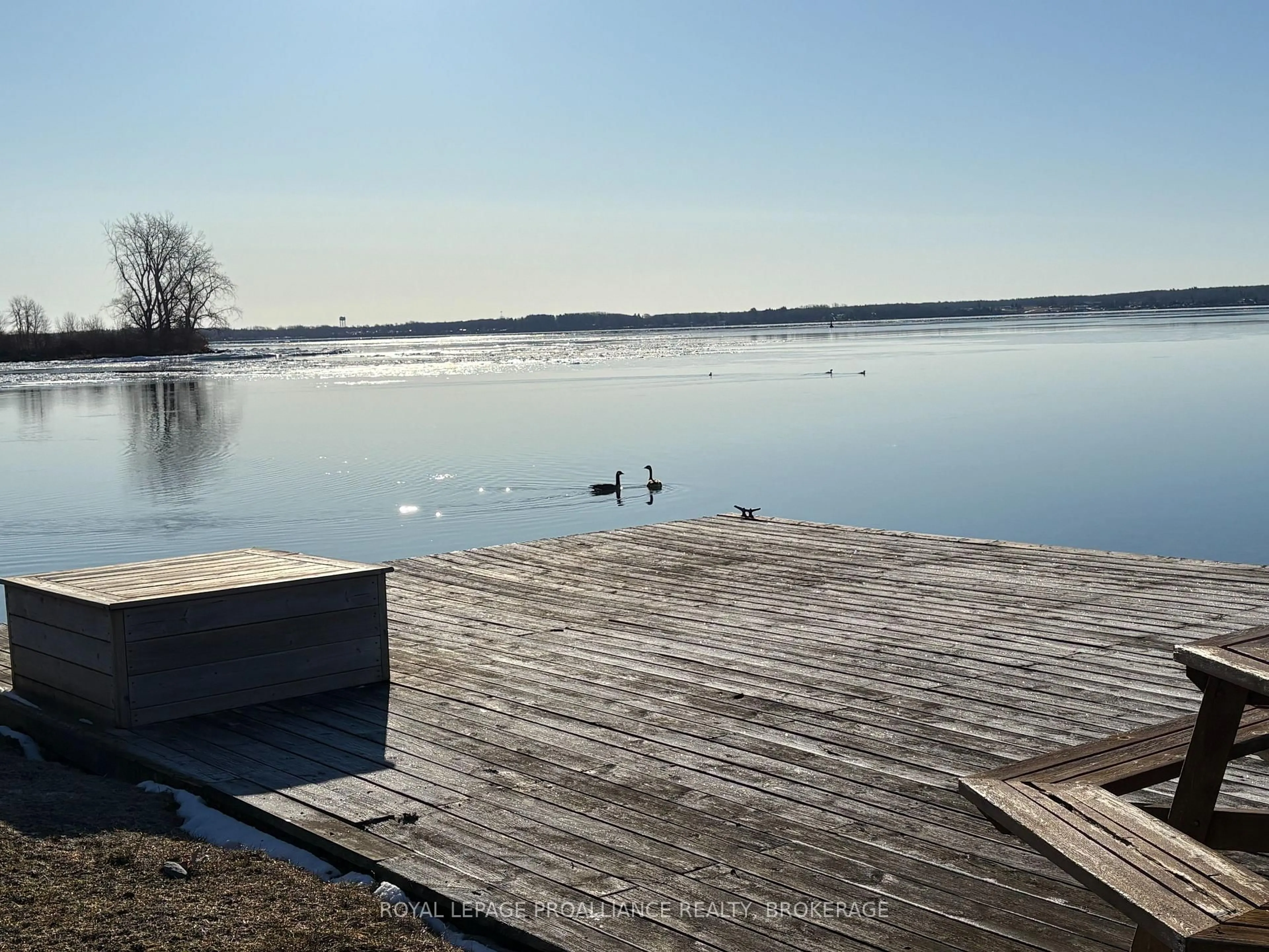 Unknown for 27 Berry Lane, Wolfe Island Ontario K0H 2Y0