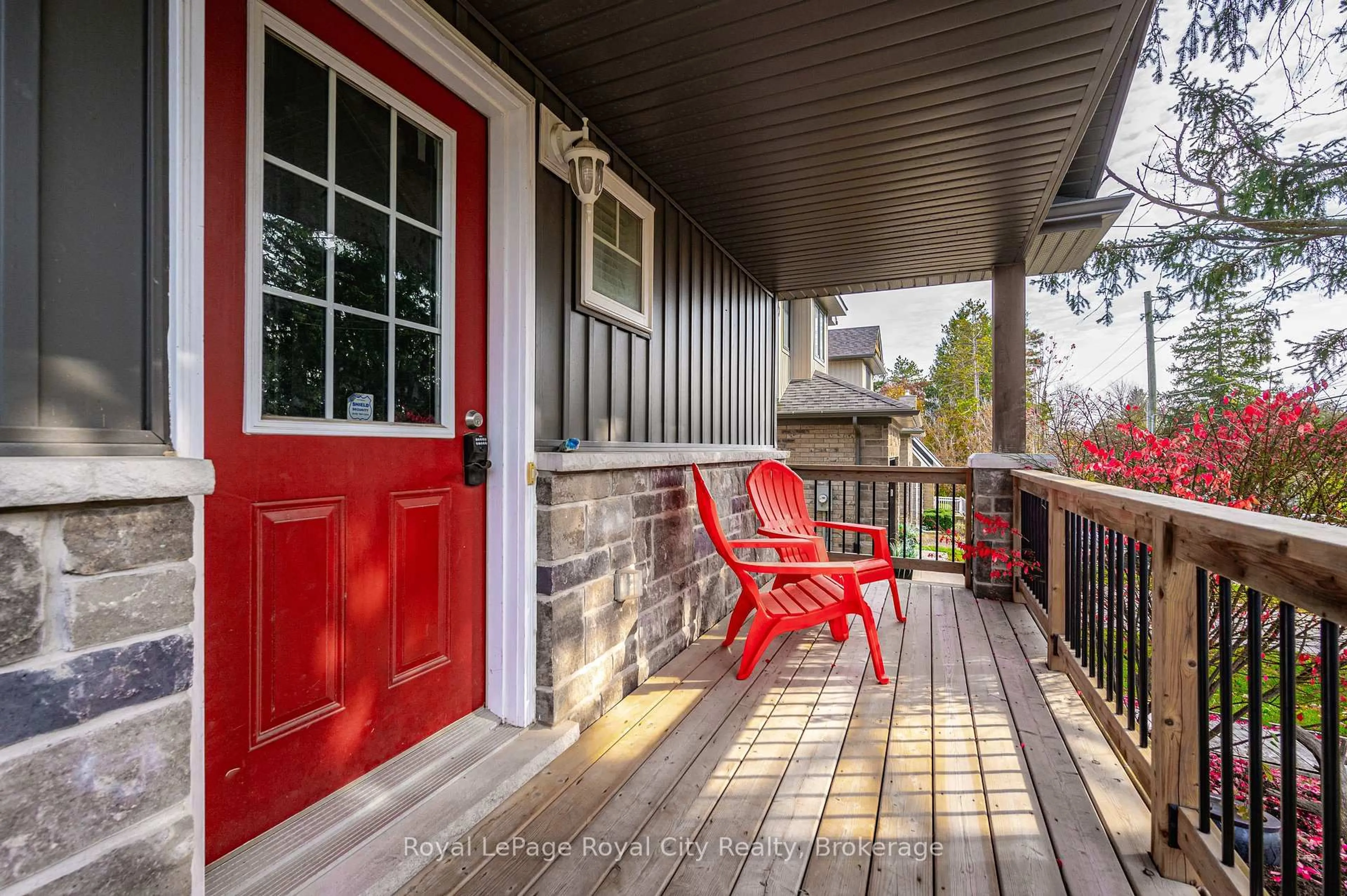 Patio, street for 145 Kertland St, Centre Wellington Ontario N0B 1S0