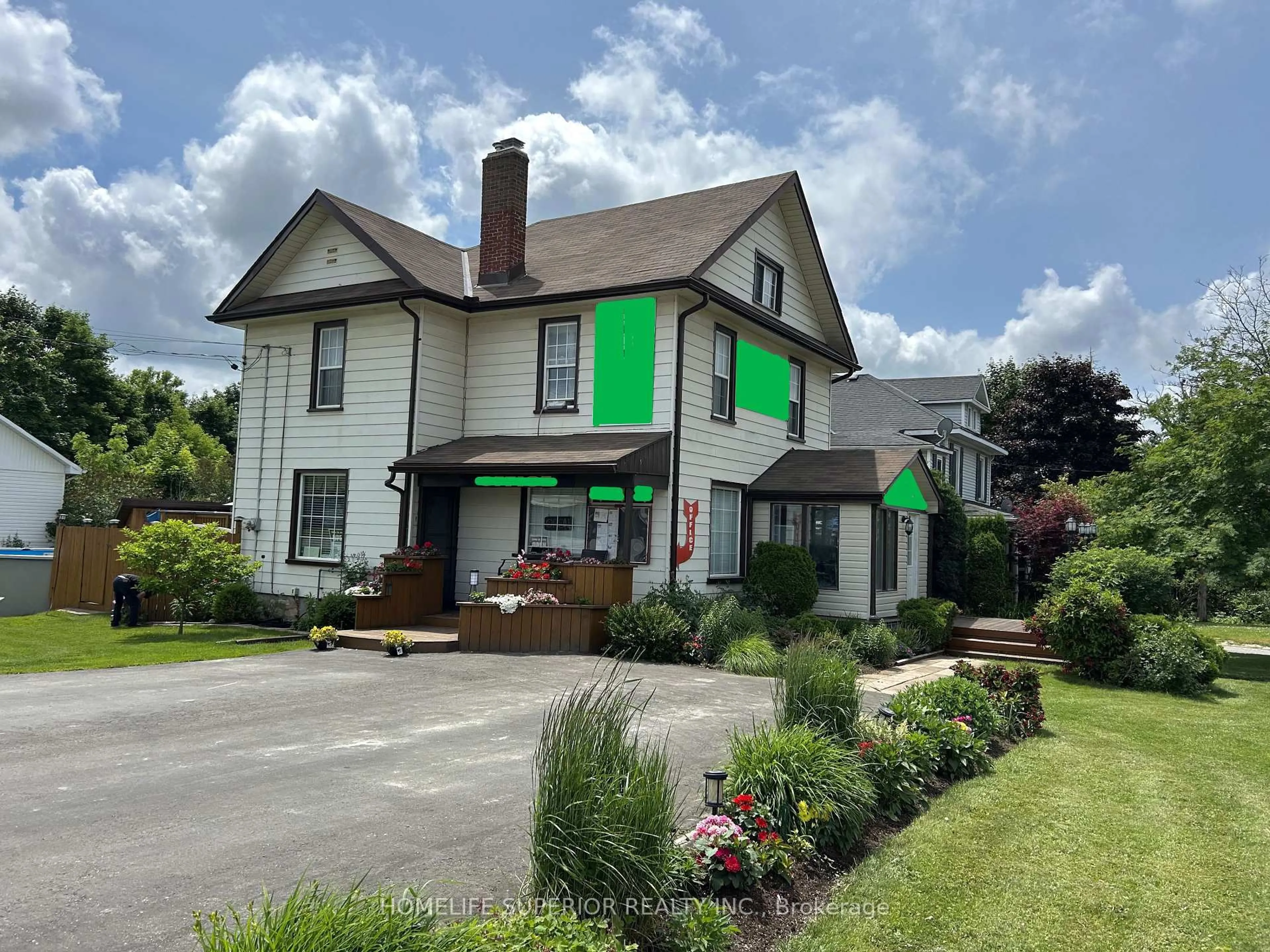 A pic from outside/outdoor area/front of a property/back of a property/a pic from drone, building for 34 Matthew St, Limoges Ontario K0K 2M0