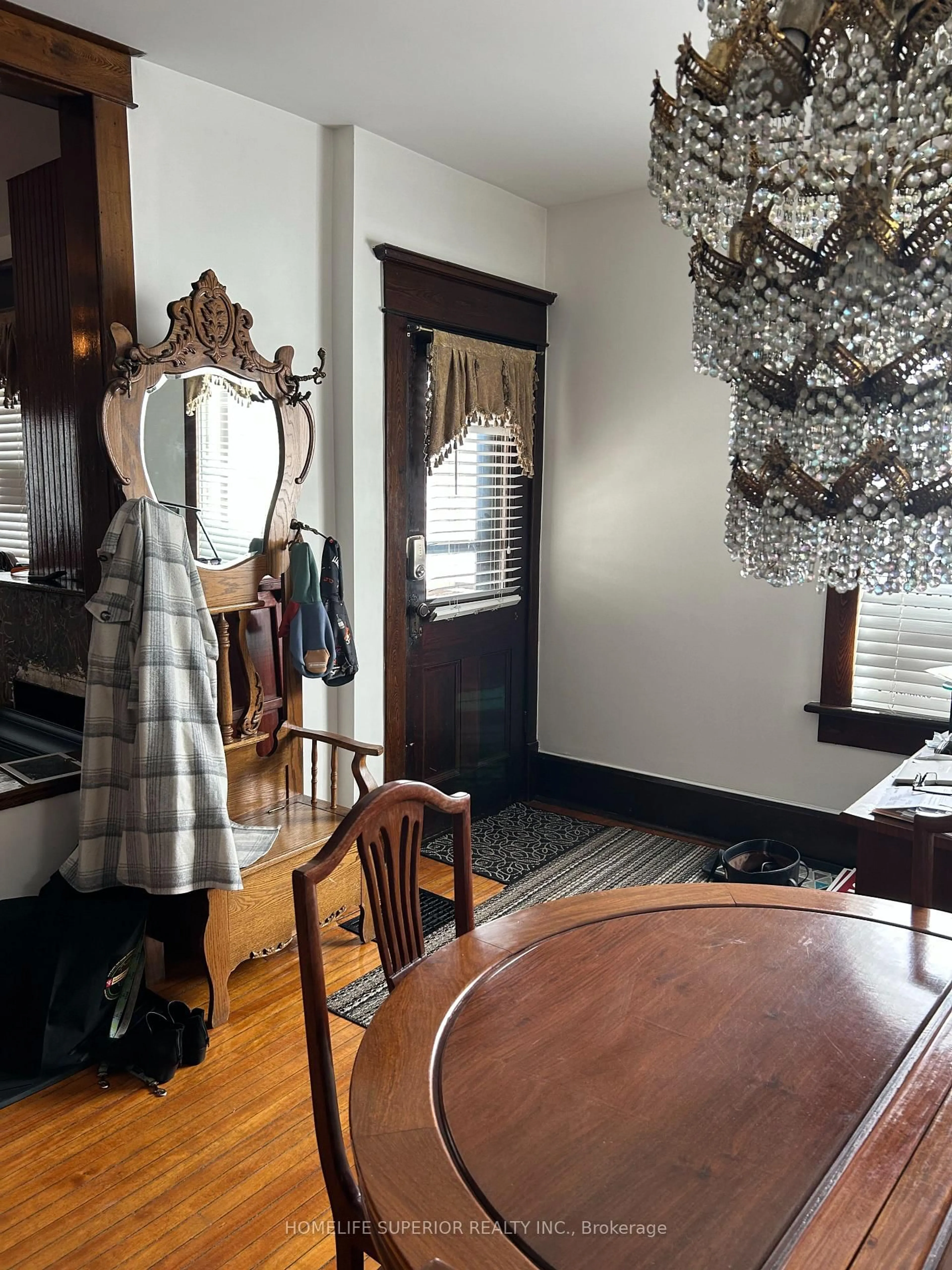 Dining room, unknown for 34 Matthew St, Limoges Ontario K0K 2M0