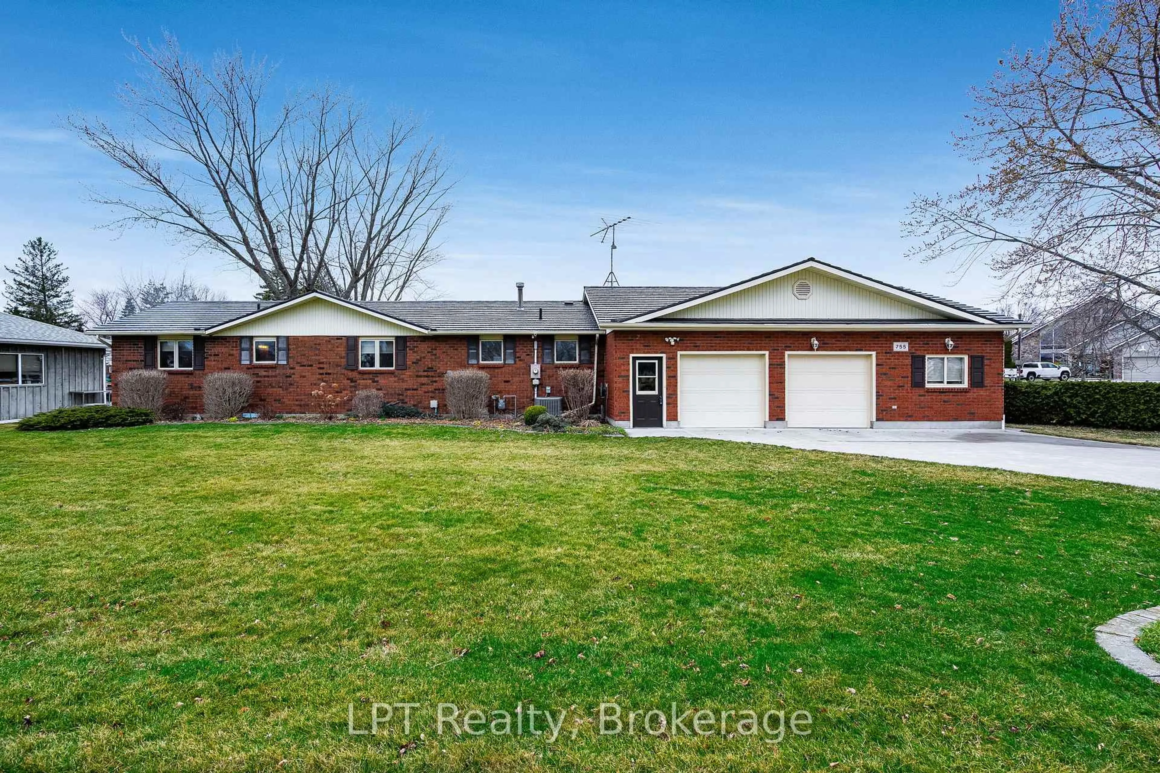 Home with brick exterior material, water/lake/river/ocean view for 755 Reaume Rd, Lakeshore Ontario N0P 2L0