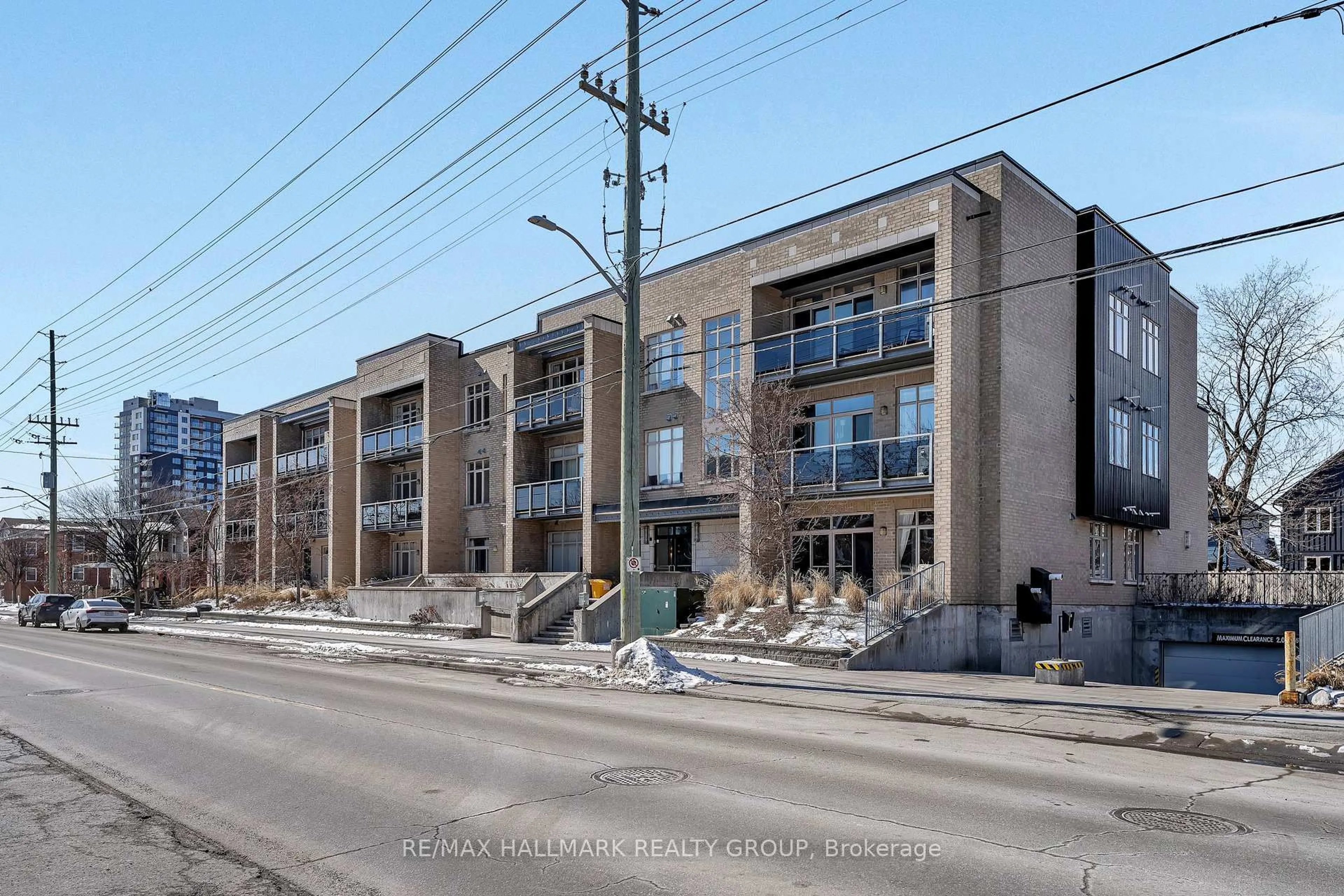 Unknown for 682 Churchill Ave #310, Ottawa Ontario K1Z 5G5