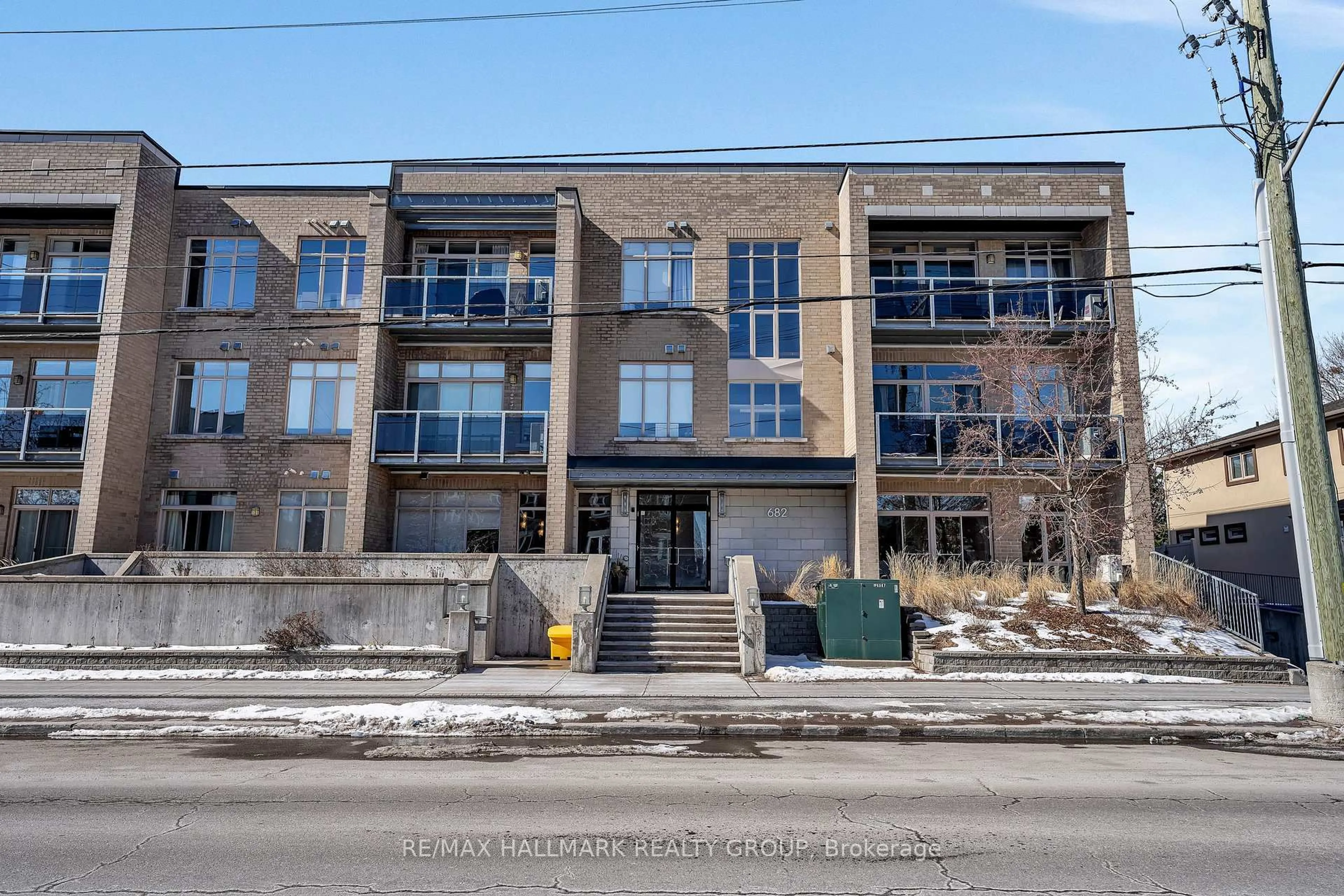 Unknown for 682 Churchill Ave #310, Ottawa Ontario K1Z 5G5