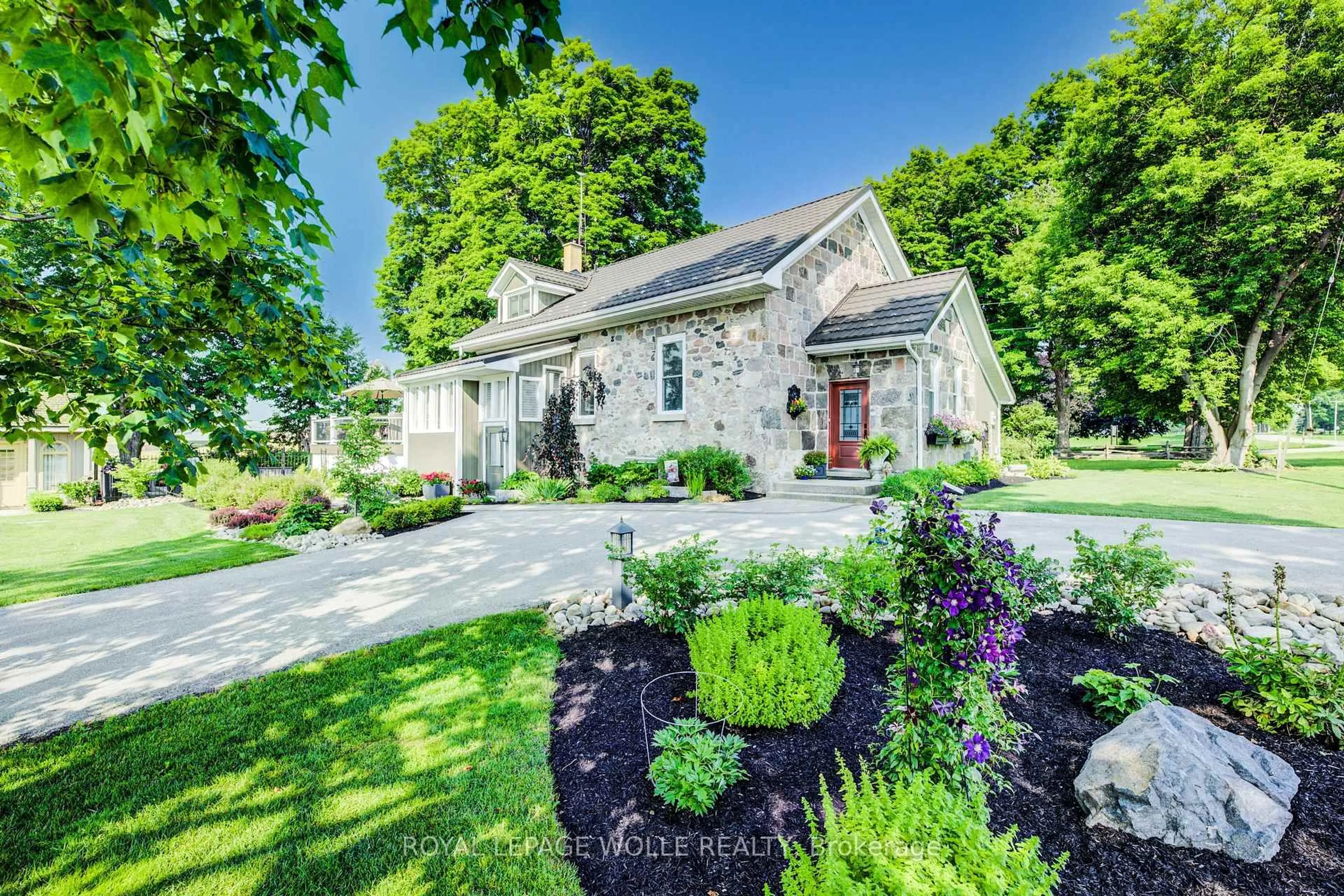 Unknown for 6265 Line 89, North Perth Ontario N0G 1Y0