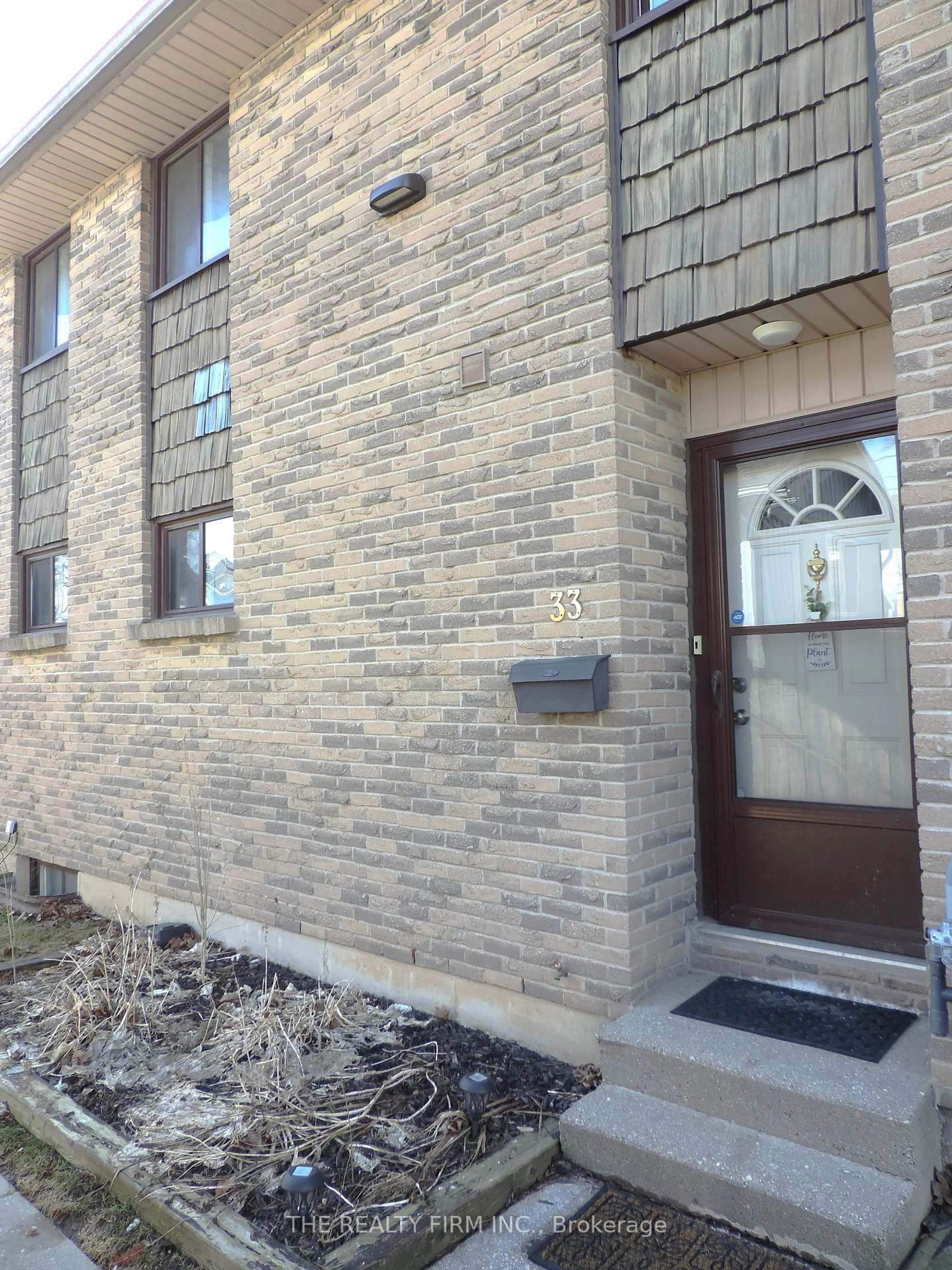 Home with brick exterior material, street for 474 Southdale Rd #33, London South Ontario N6E 1A4
