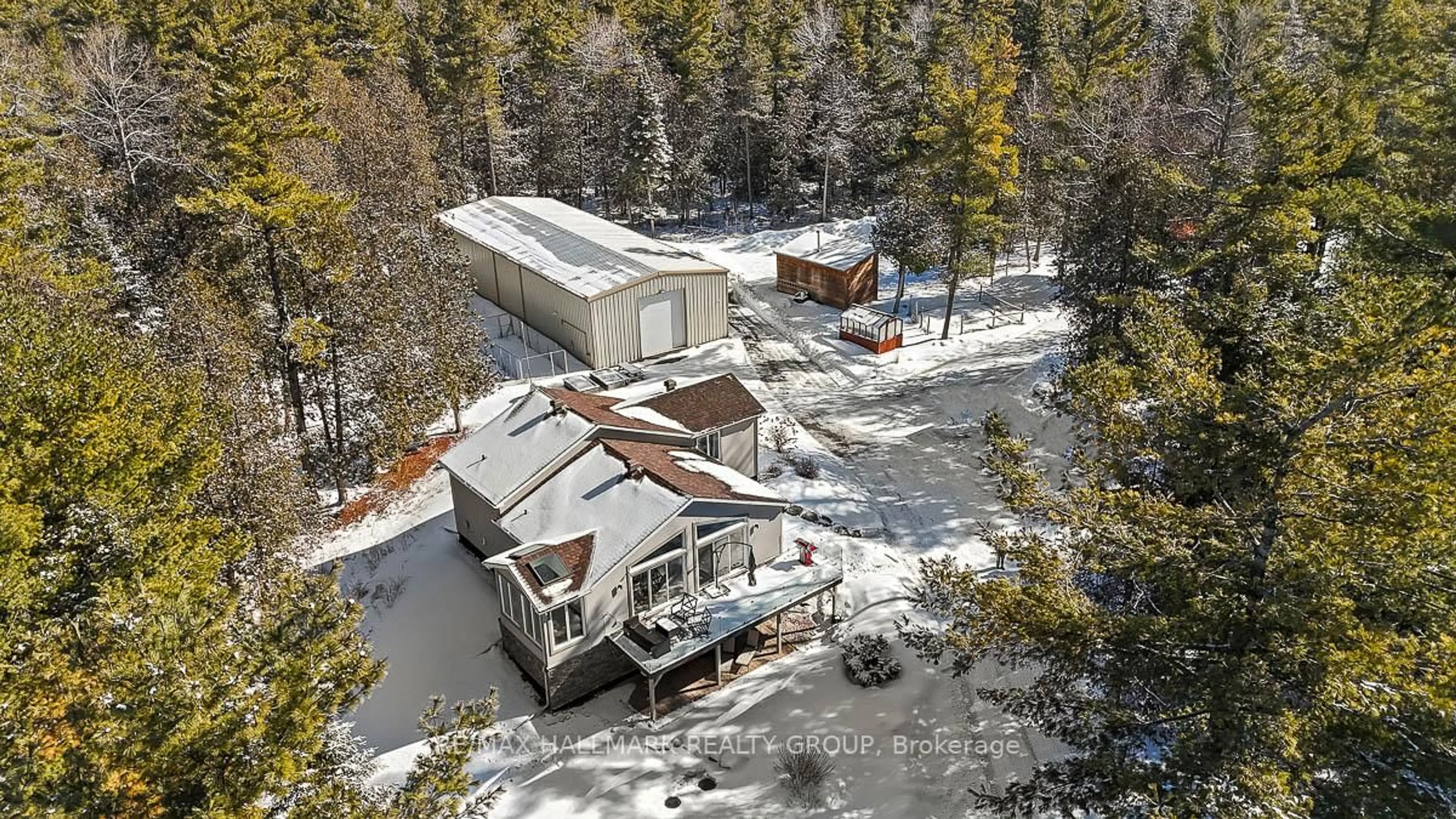 A pic from outside/outdoor area/front of a property/back of a property/a pic from drone, unknown for 618 Corkery Rd, Carp Ontario K0A 1L0