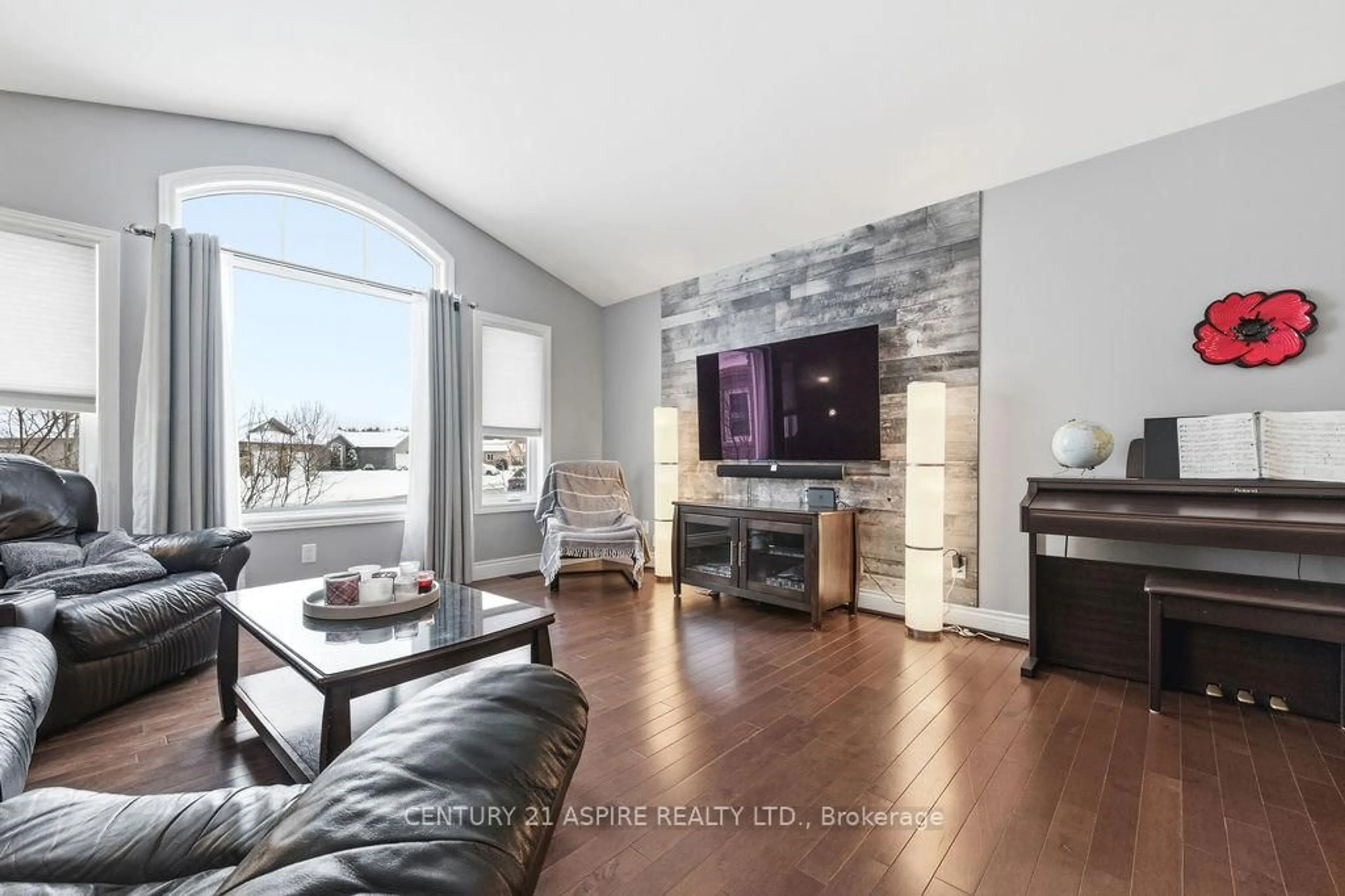 Unknown for 529 Turning Stone Cres, Petawawa Ontario K8H 0B3