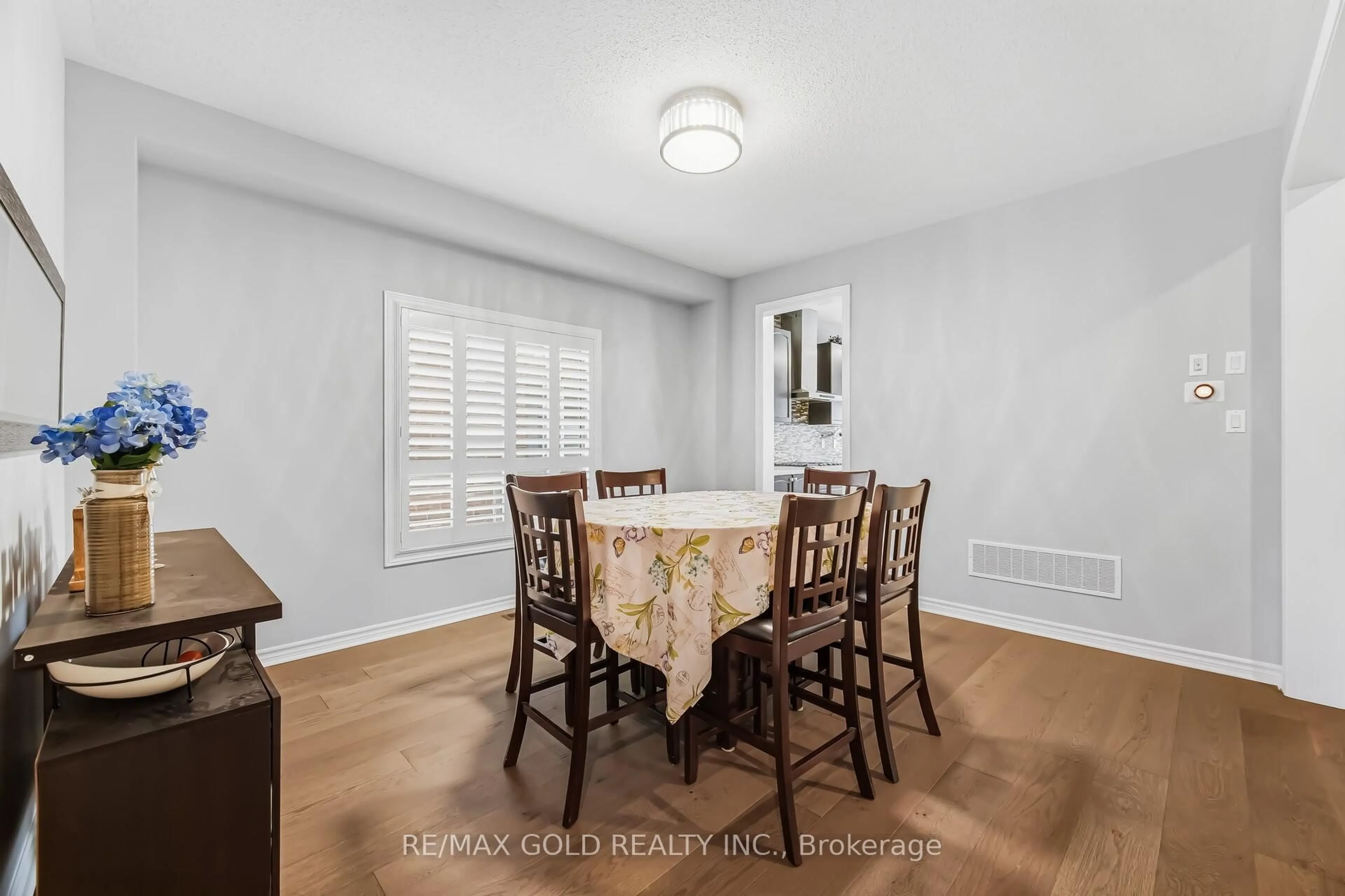 Dining room, unknown for 409 Tansley St, Shelburne Ontario L9V 2S6