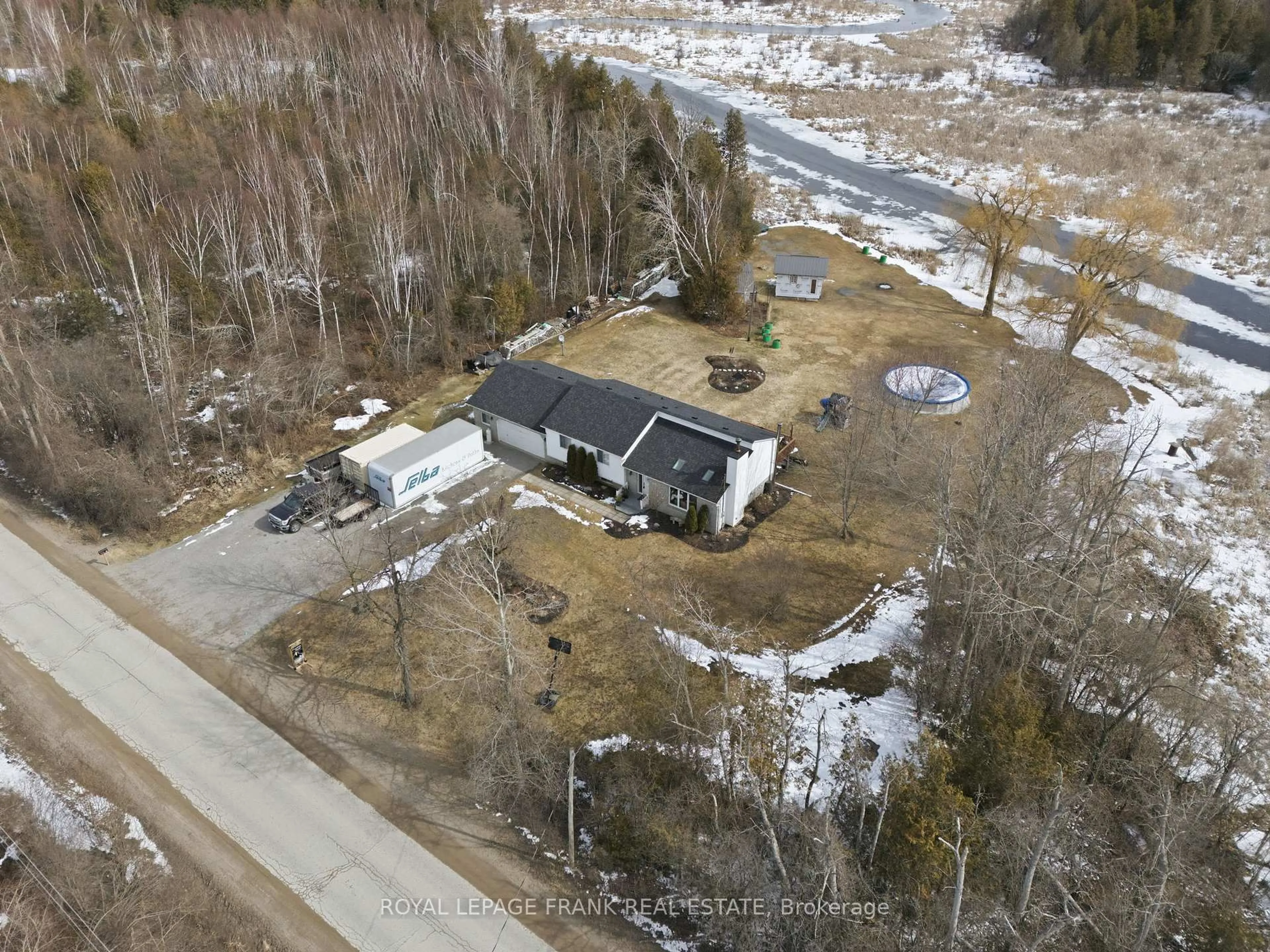 A pic from outside/outdoor area/front of a property/back of a property/a pic from drone, unknown for 128 River Rd, Kawartha Lakes Ontario K9V 4R4