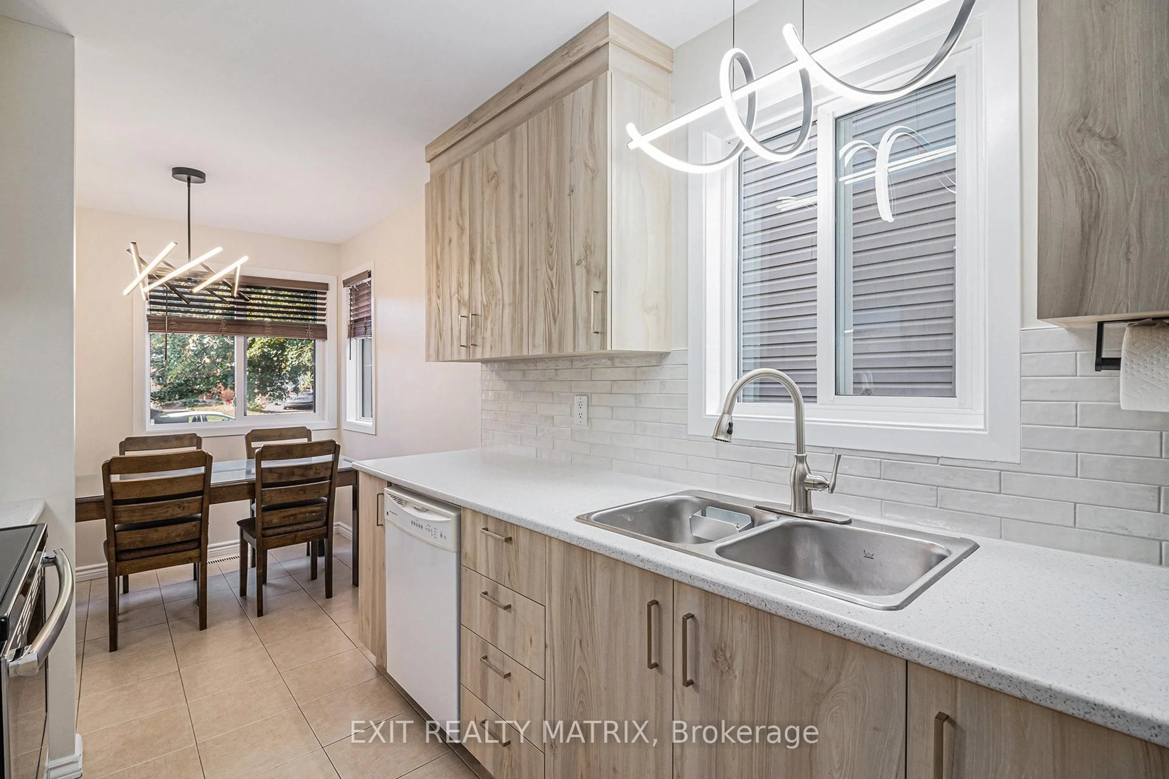 Contemporary kitchen, ceramic/tile floor for 1432 Deavy Way, Ottawa Ontario K1E 2W8