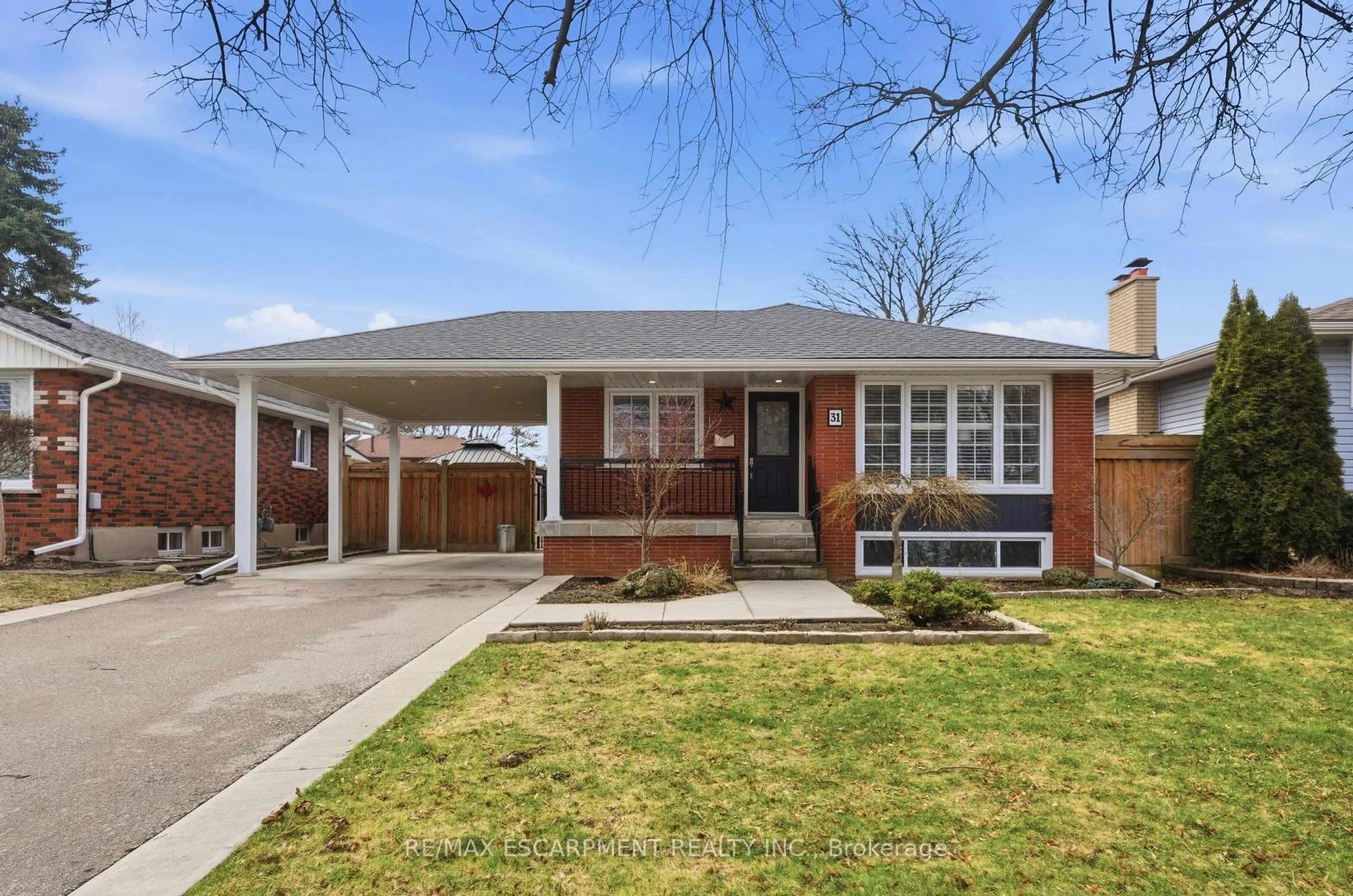 Home with brick exterior material, street for 31 Marshall St, Brantford Ontario N3R 3C8