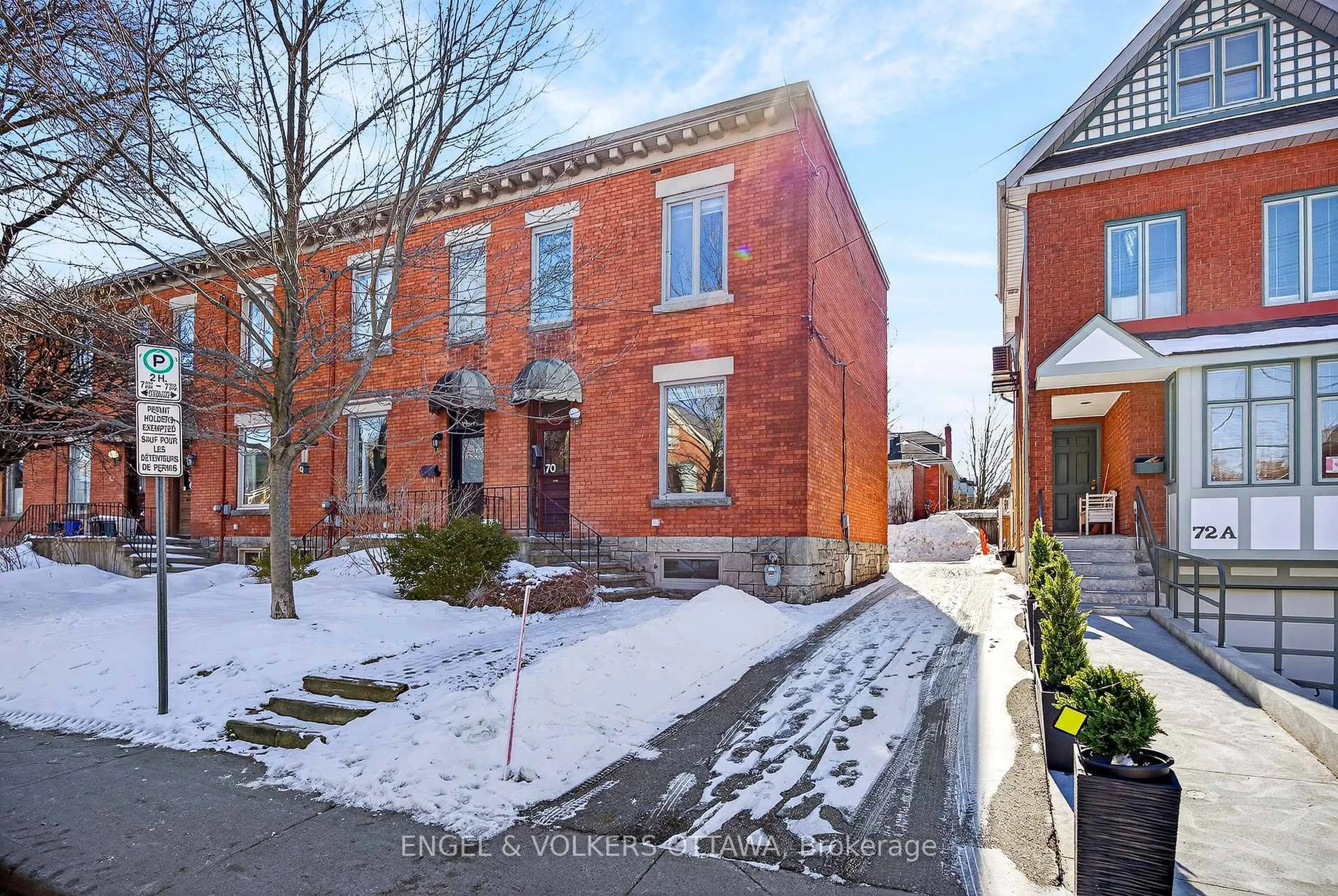Home with brick exterior material, street for 70 Fourth Ave, Ottawa Ontario K1S 2L2