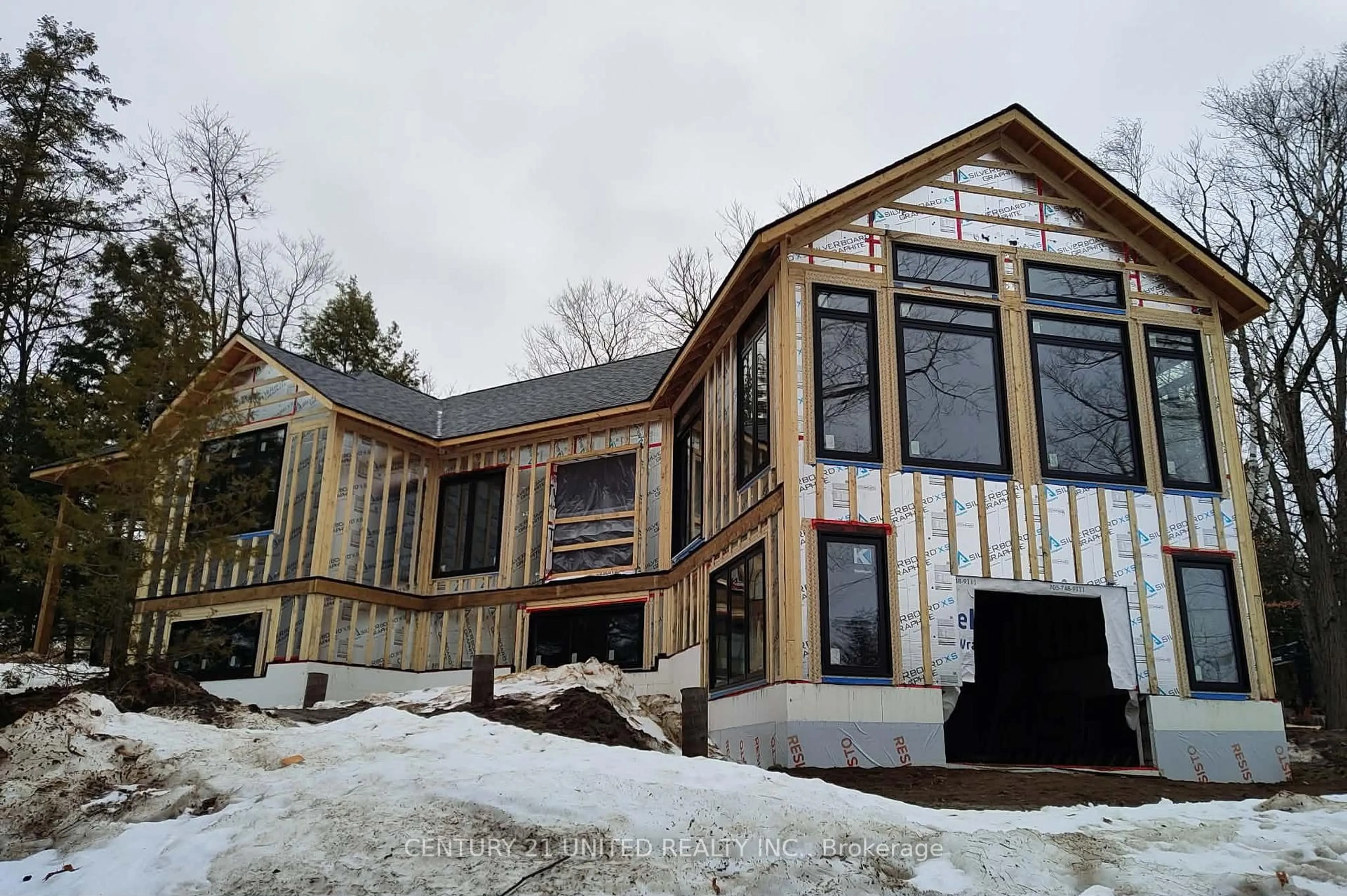 Home with vinyl exterior material, building for 45 Fire Route 223, Trent Lakes Ontario K0L 1J0