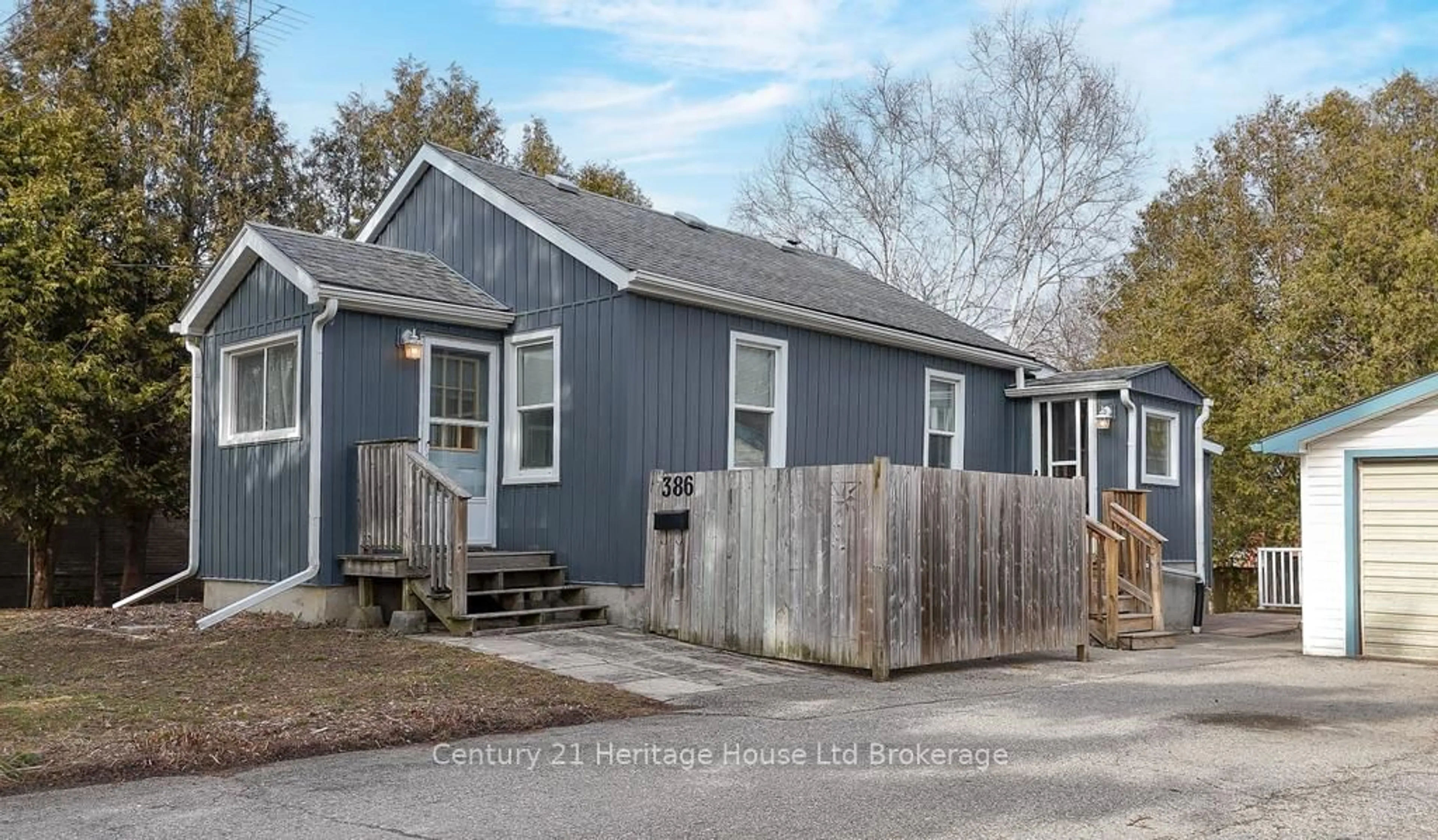 Unknown for 386 Oxford Ave, Ingersoll Ontario N5C 3H6