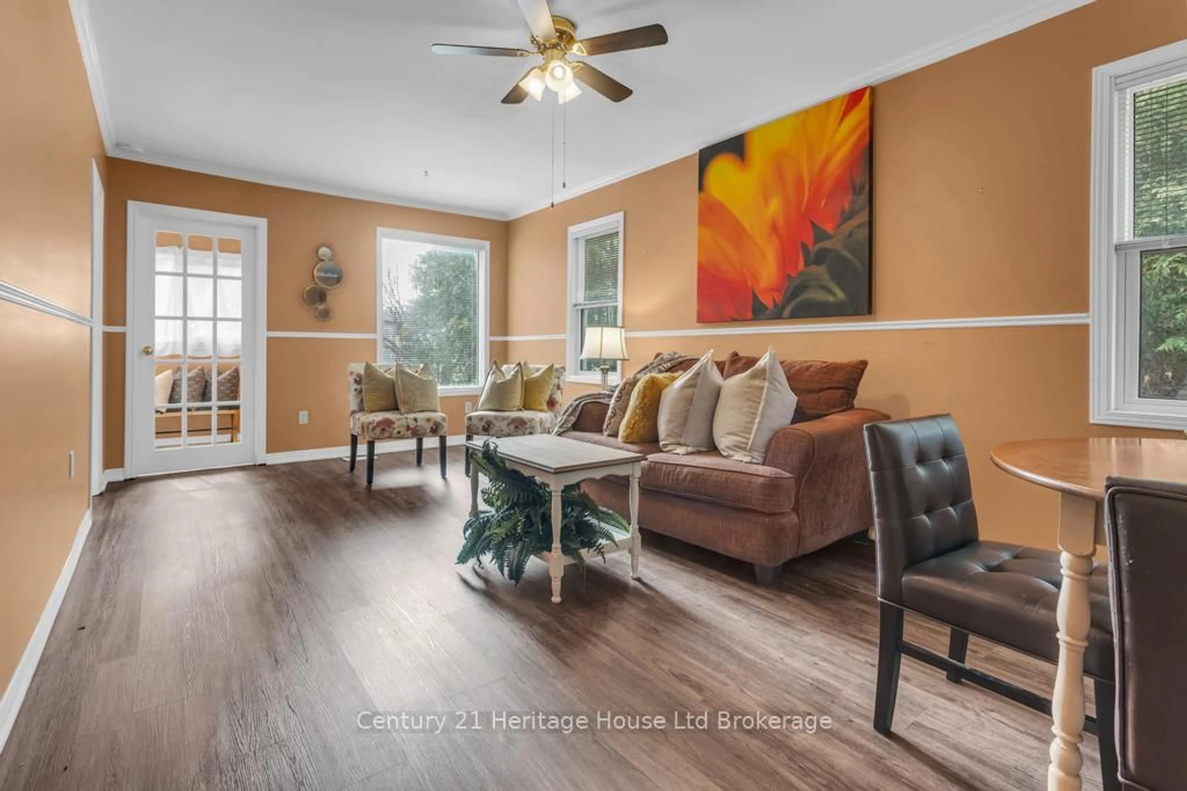 Living room with furniture, unknown for 386 Oxford Ave, Ingersoll Ontario N5C 3H6