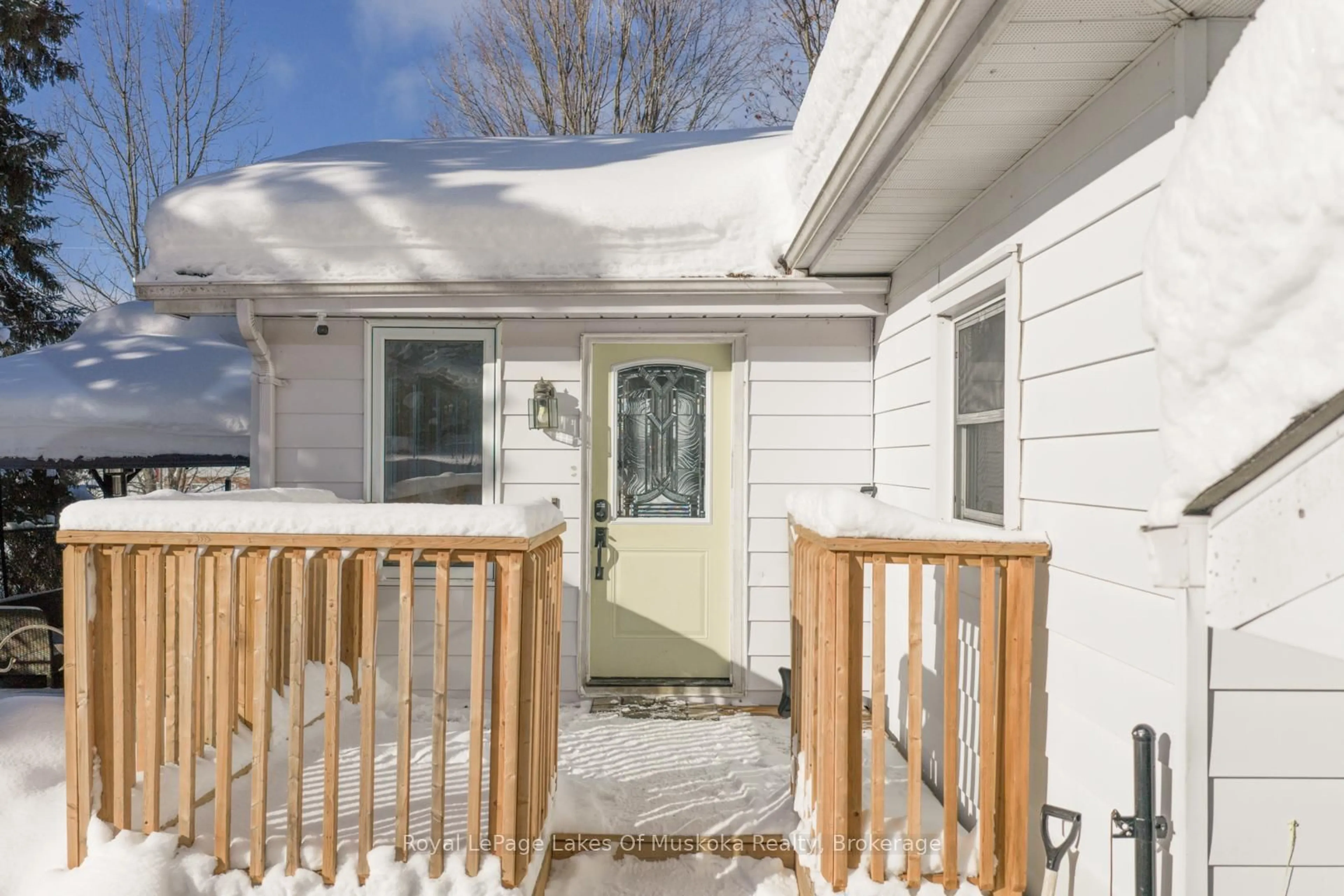 Unknown for 30 Kitchen Rd, Huntsville Ontario P1H 1Y3