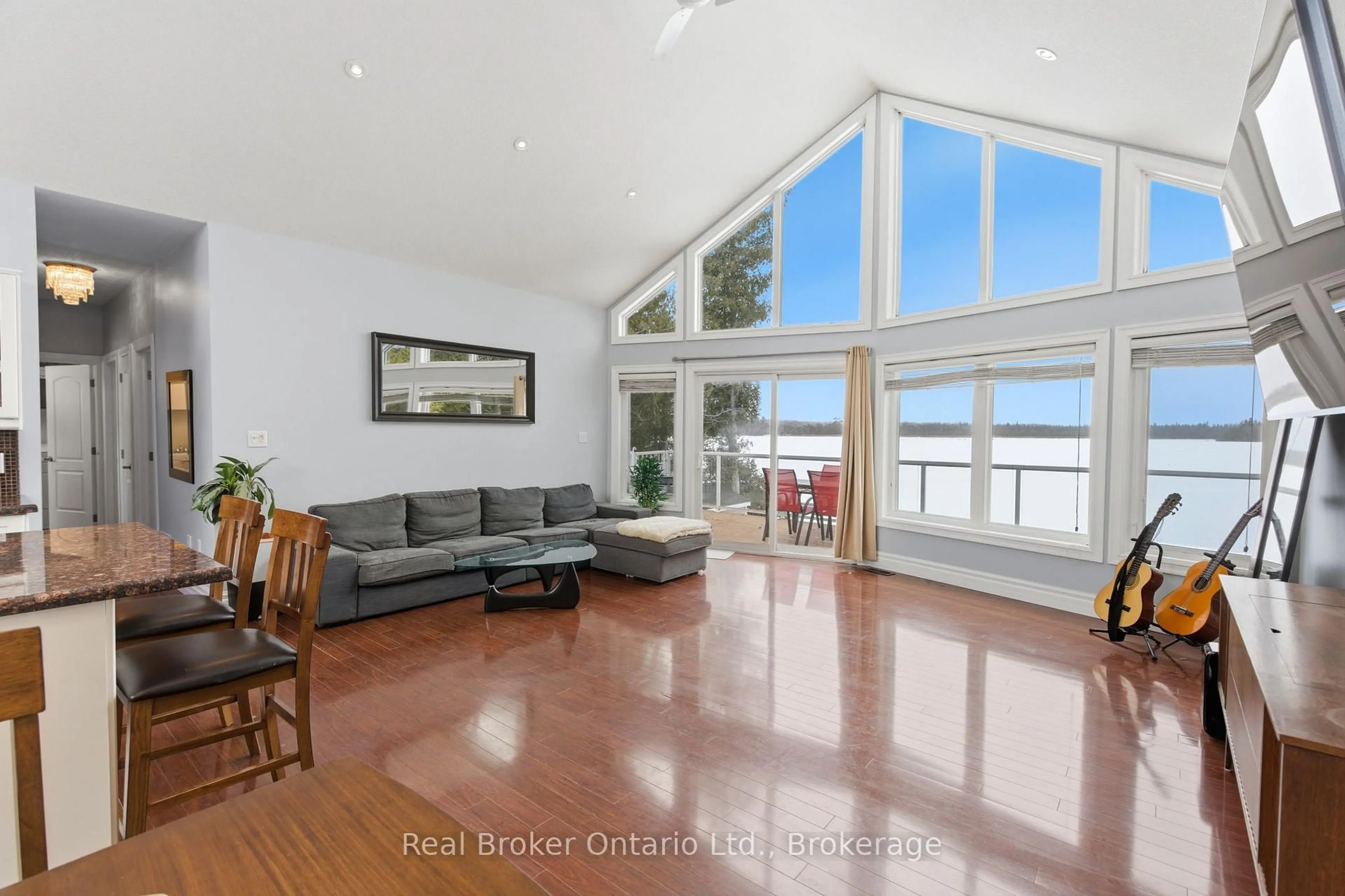 Living room with furniture, unknown for 19 North Taylor Rd, Kawartha Lakes Ontario K0M 2B0