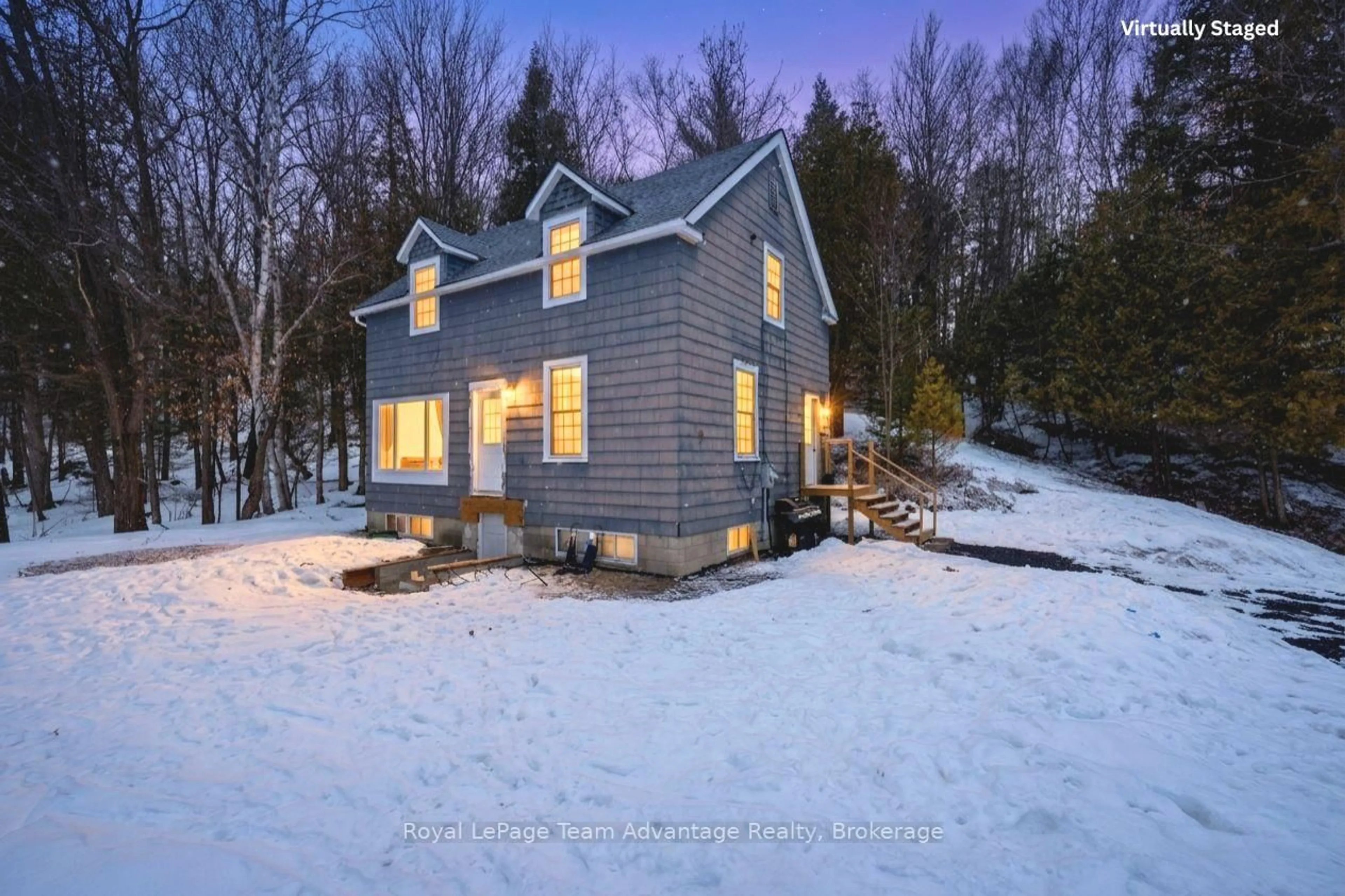 A pic from outside/outdoor area/front of a property/back of a property/a pic from drone, unknown for 5 Murray Point Rd, McDougall Ontario P2A 2W9