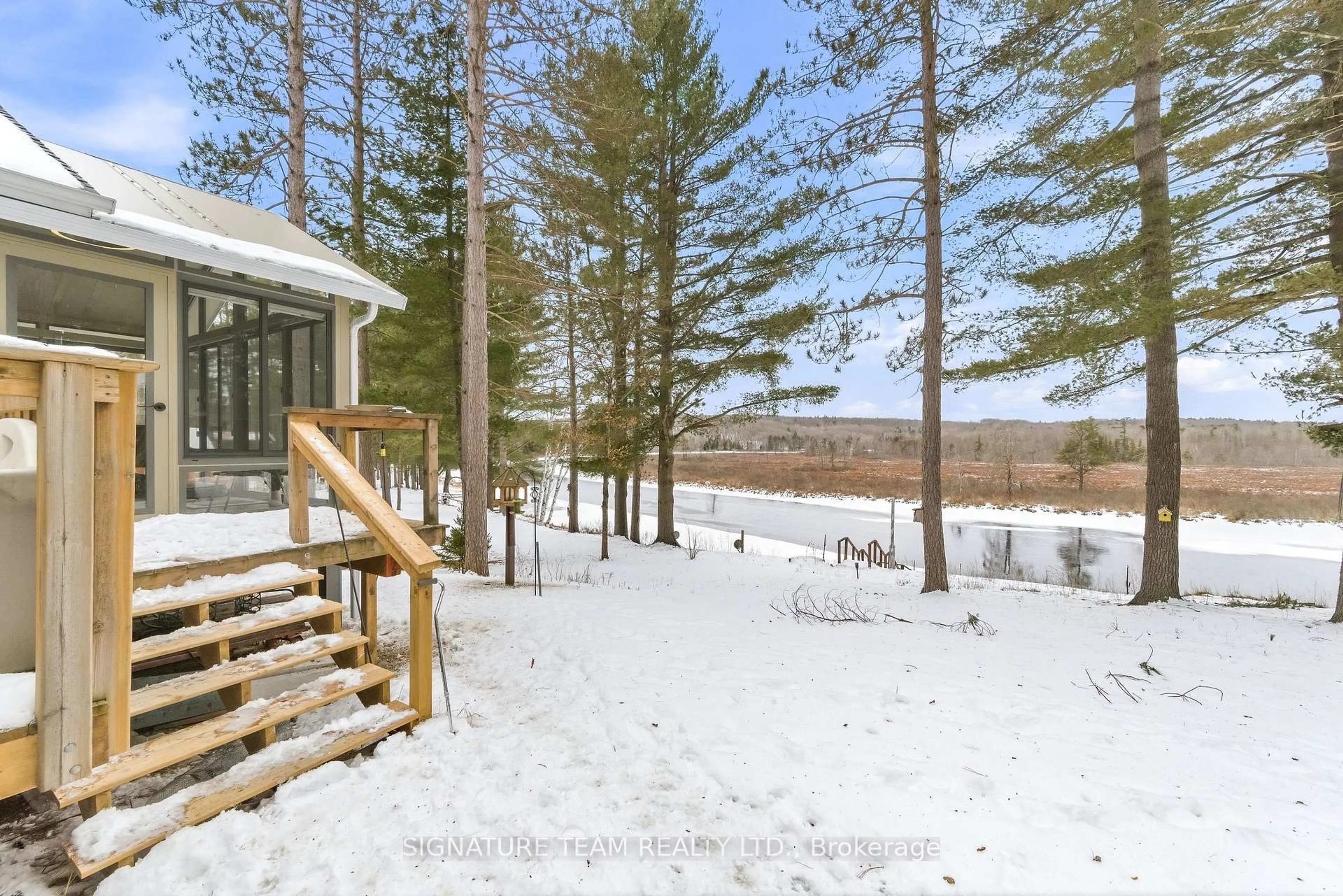 Patio, forest/trees view for 642 Pecoskie Dr, Killaloe Ontario K0J 2A0