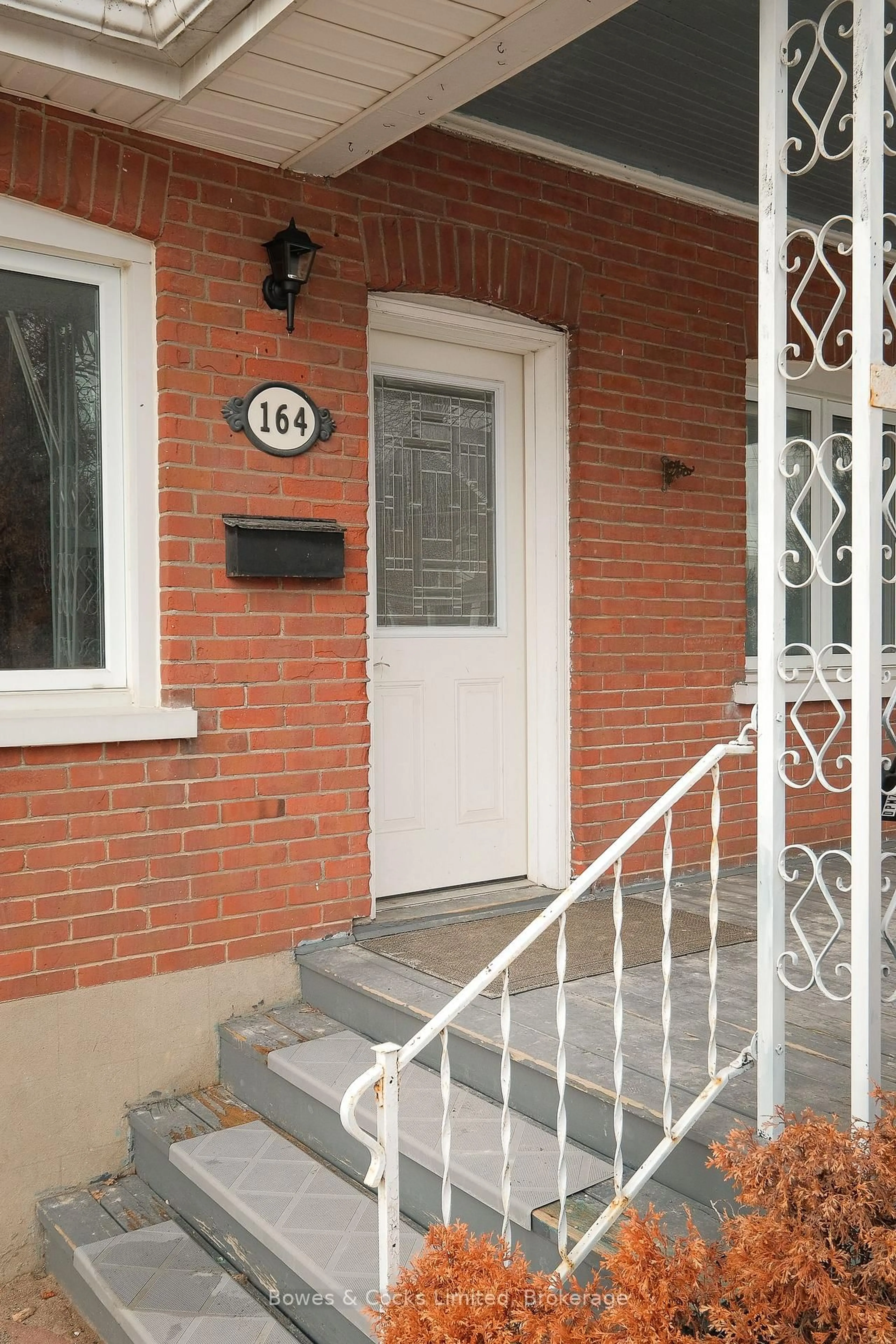 Unknown for 164 Prince St, Peterborough Ontario K9J 2A4