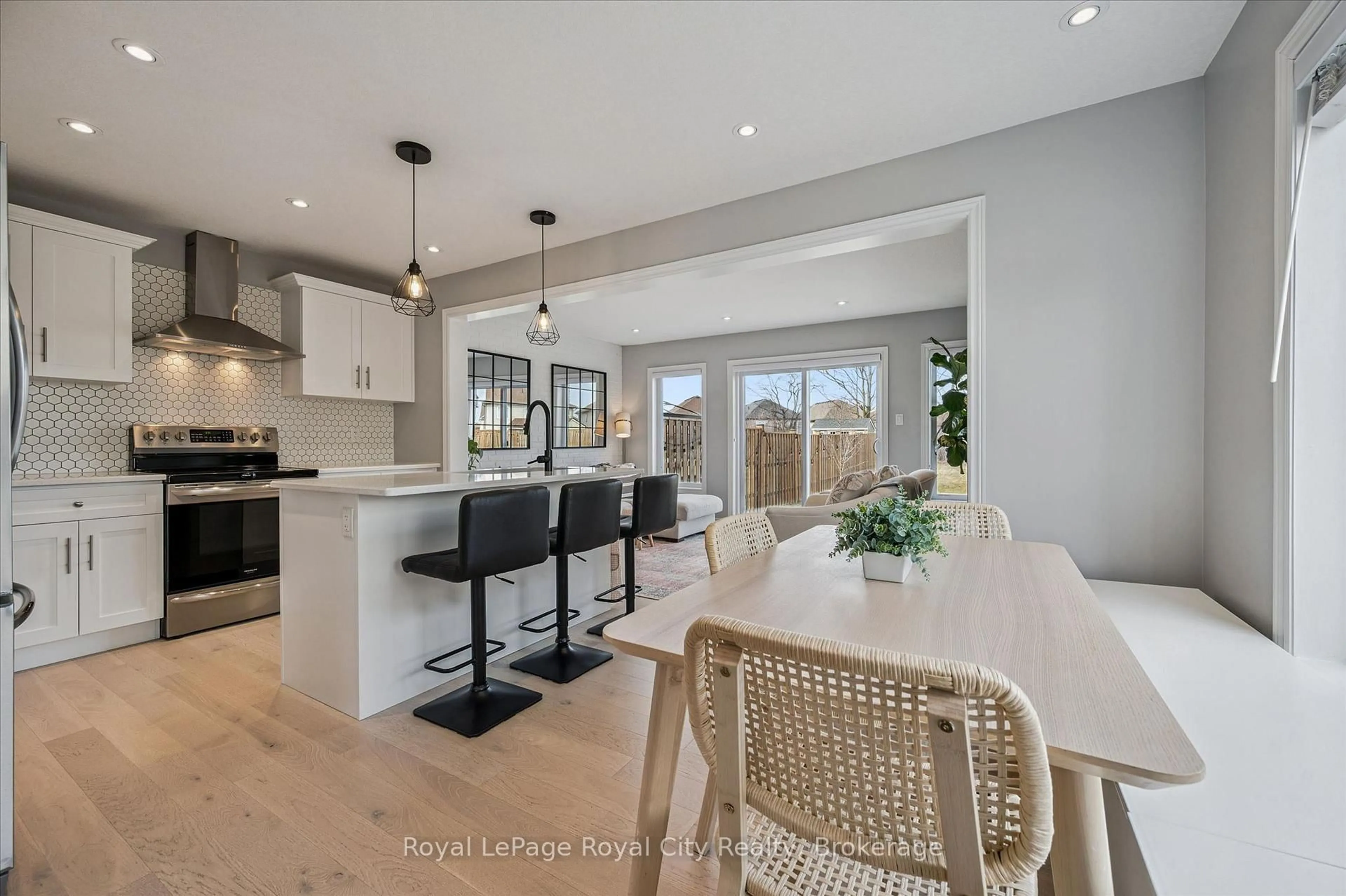 Open concept kitchen, unknown for 82 John Brabson Cres, Guelph Ontario N1G 0G7