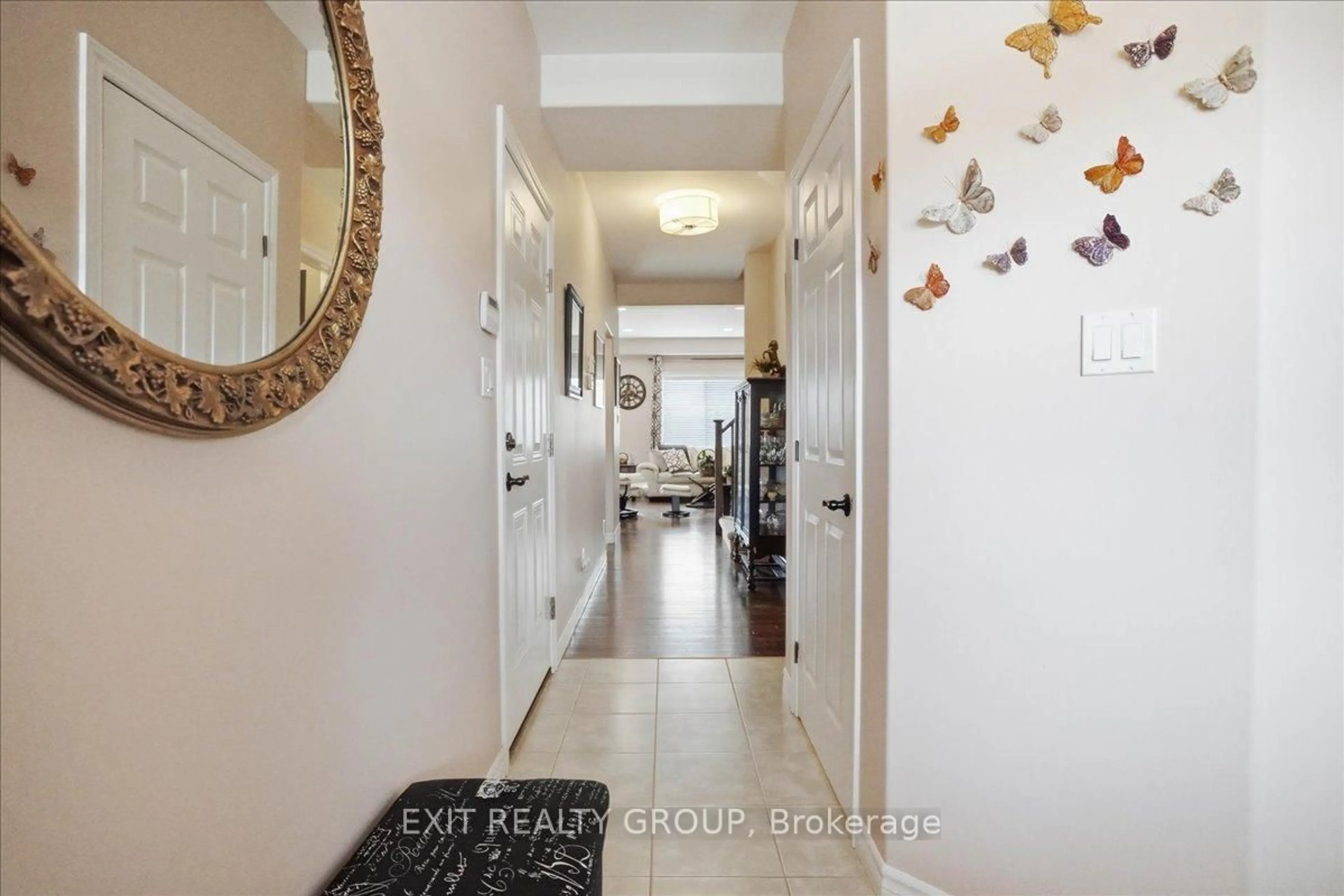 Indoor entryway for 194 Haig Rd #25, Belleville Ontario K8N 0A8