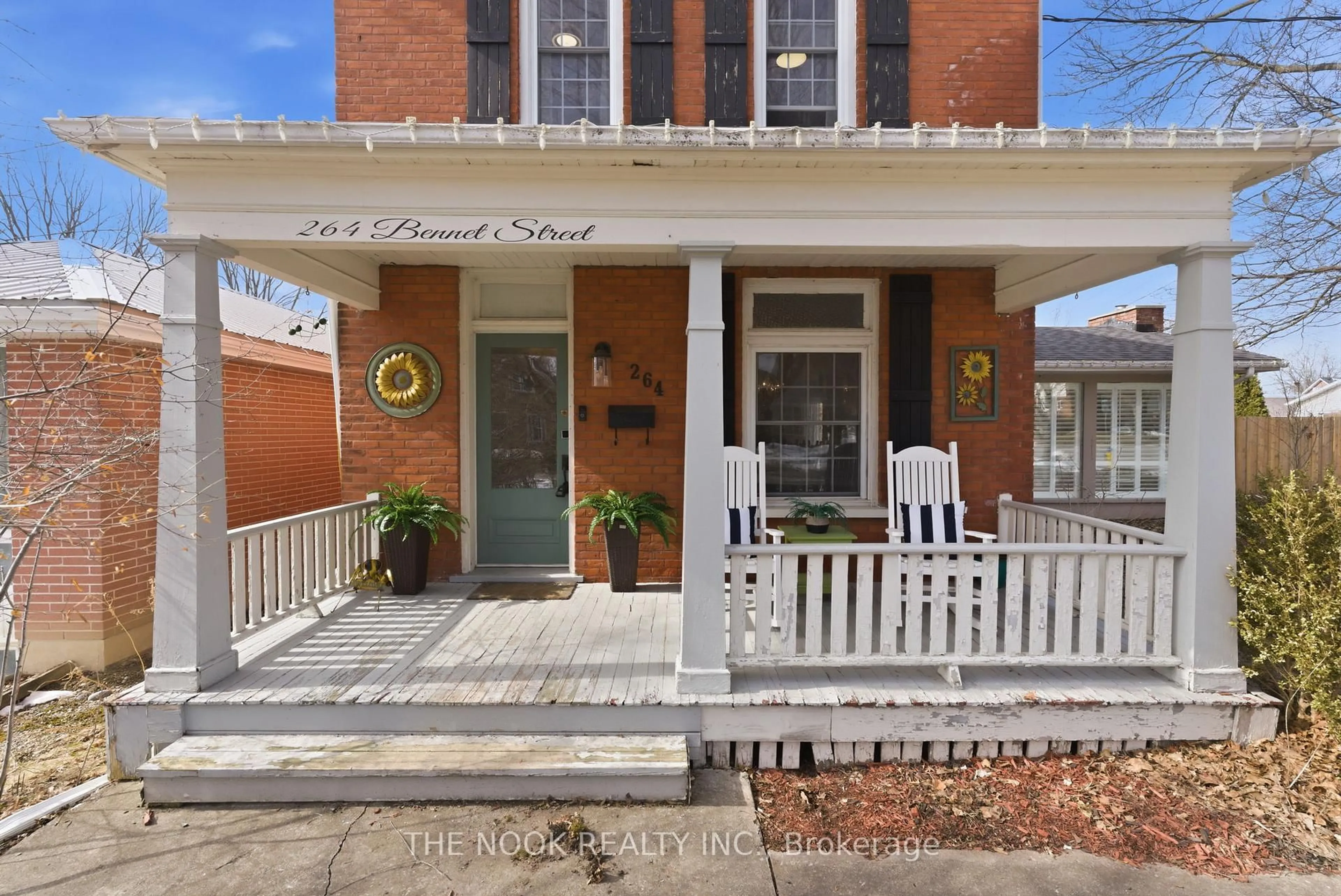 Unknown for 264 Bennet St, Peterborough Ontario K9H 5B9