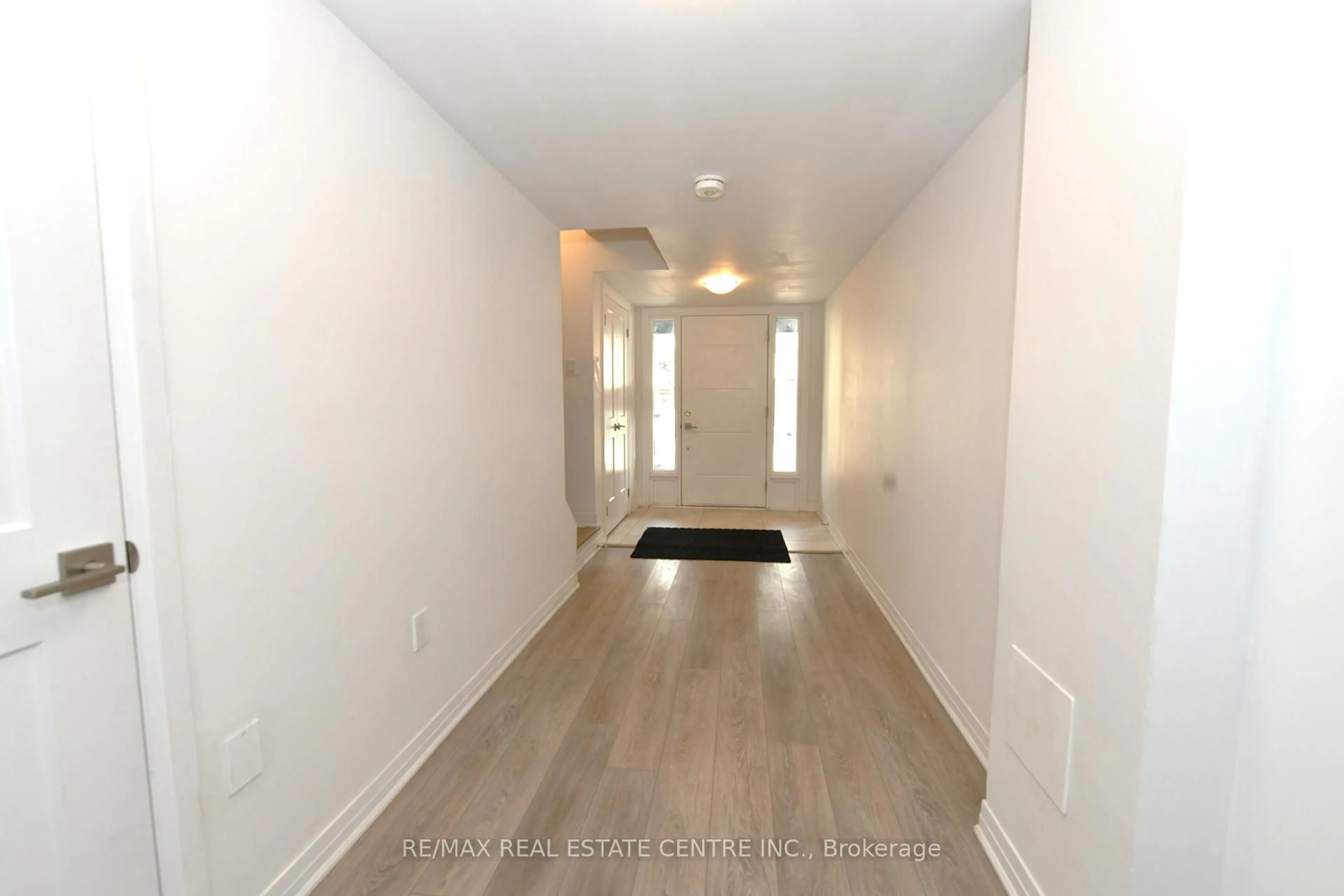 Unknown for 51 Sparrow Ave #70, Cambridge Ontario N1T 0E5