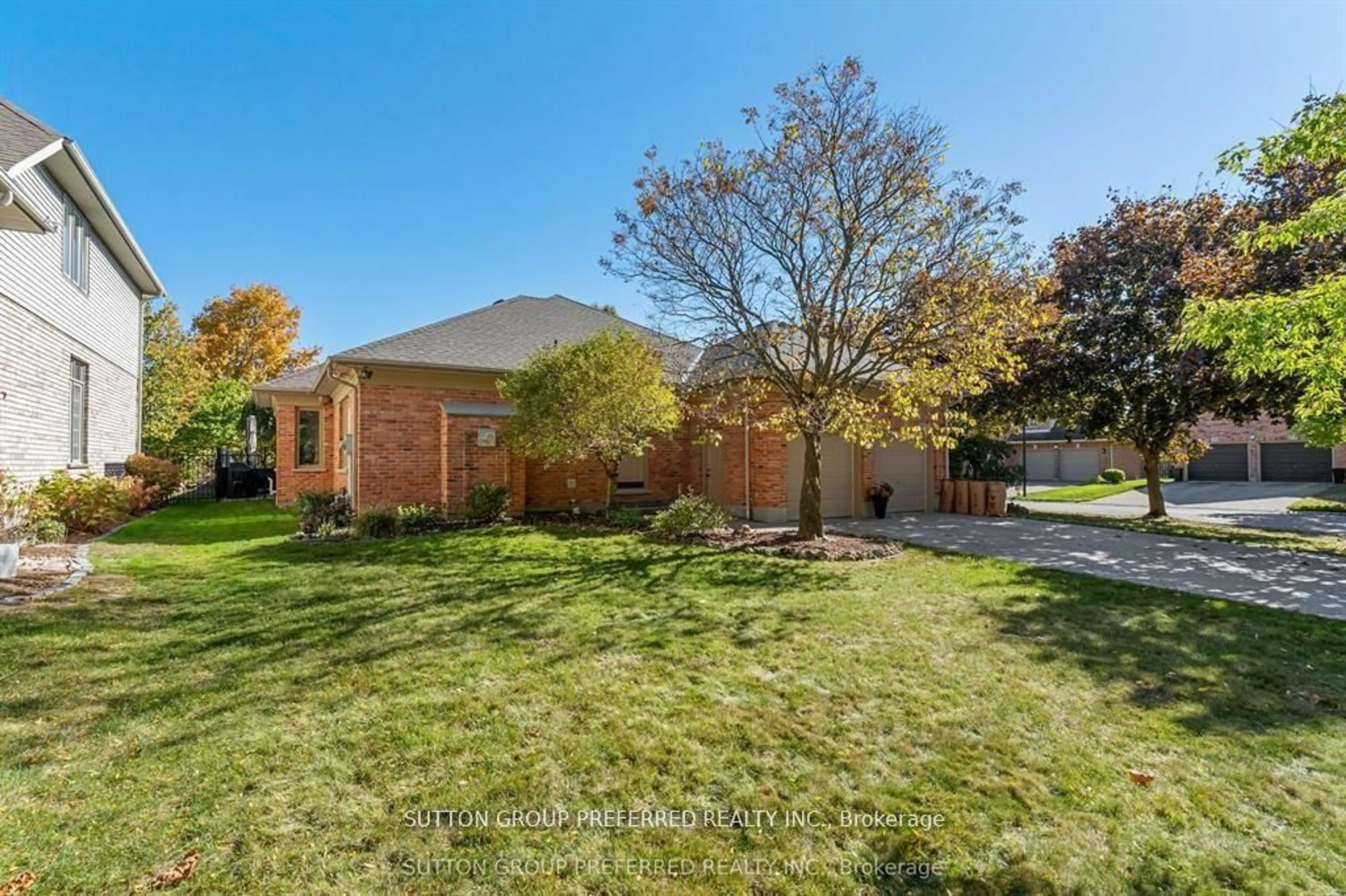 Home with brick exterior material, street for 31 Havenwood Way, London North Ontario N6H 5B8