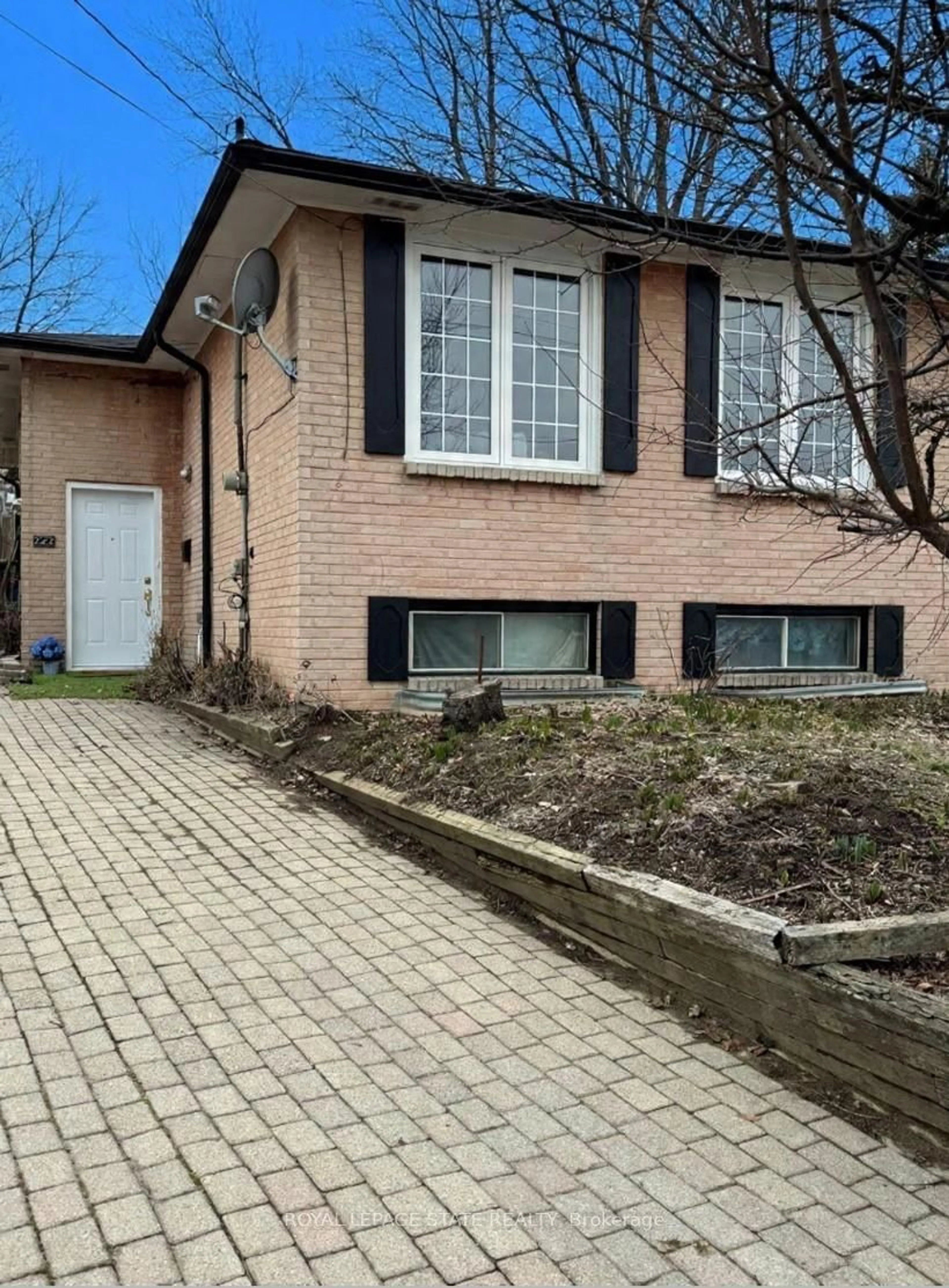 Home with brick exterior material, street for 222 Greencedar Dr, Hamilton Ontario L9C 6W6