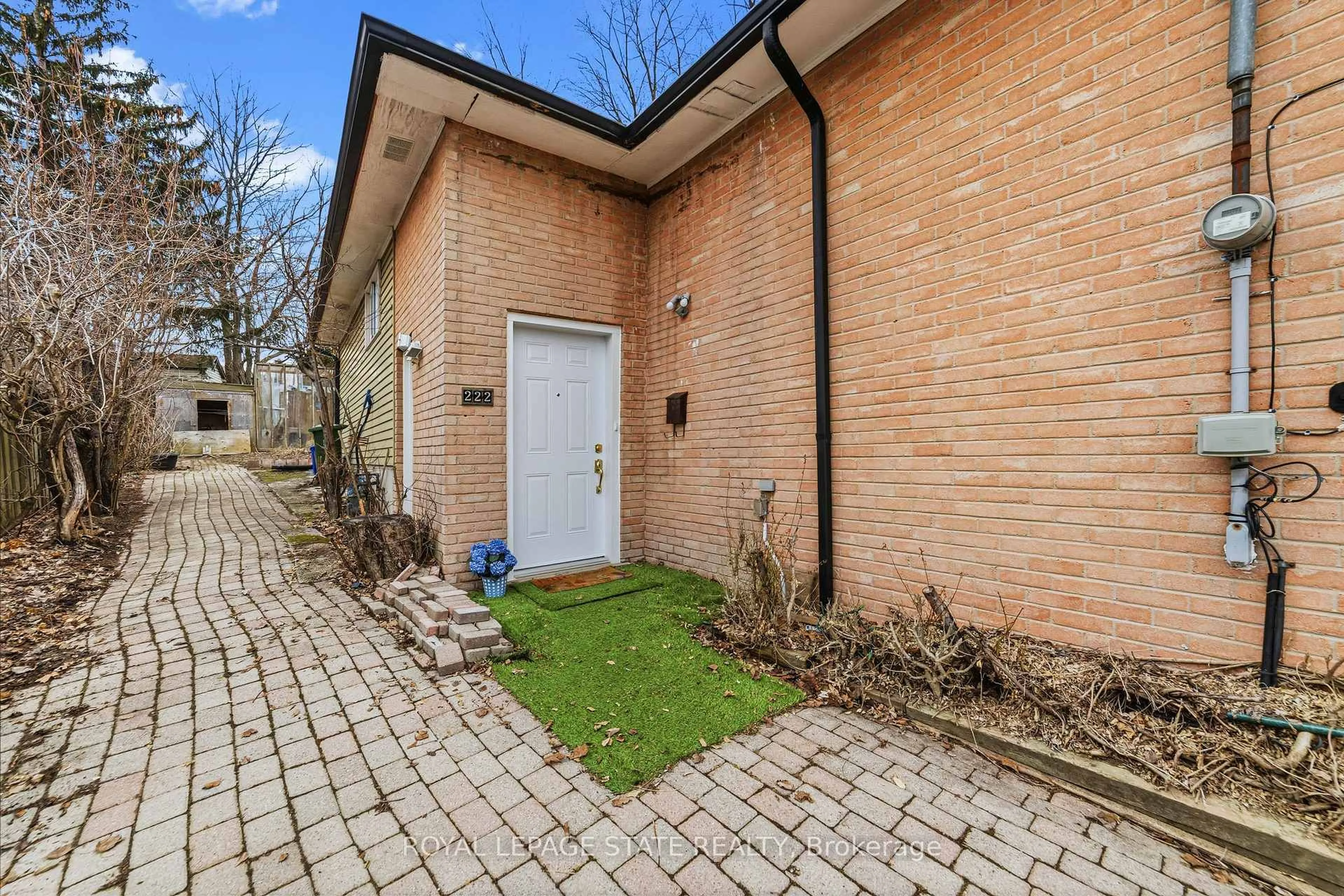 Home with brick exterior material, street for 222 Greencedar Dr, Hamilton Ontario L9C 6W6
