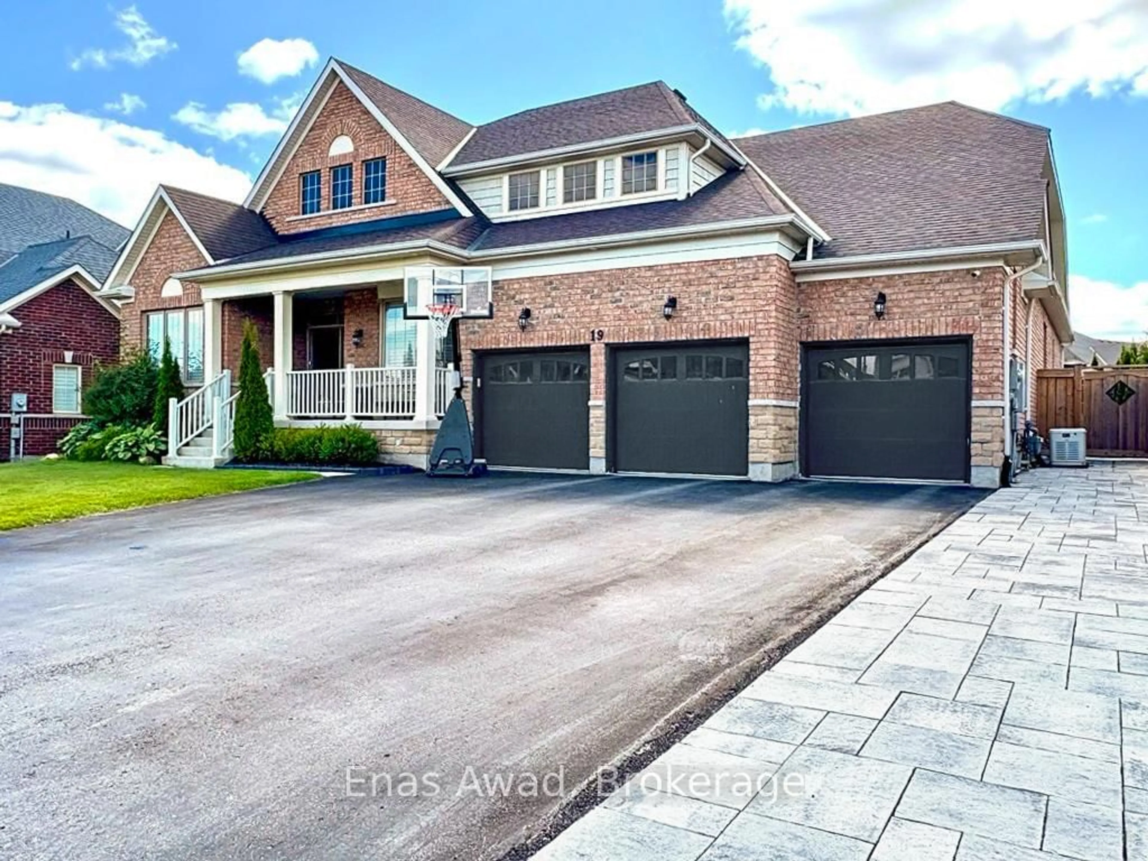 Home with brick exterior material, street for 19 Skelton St, Mono Ontario L9W 6W9