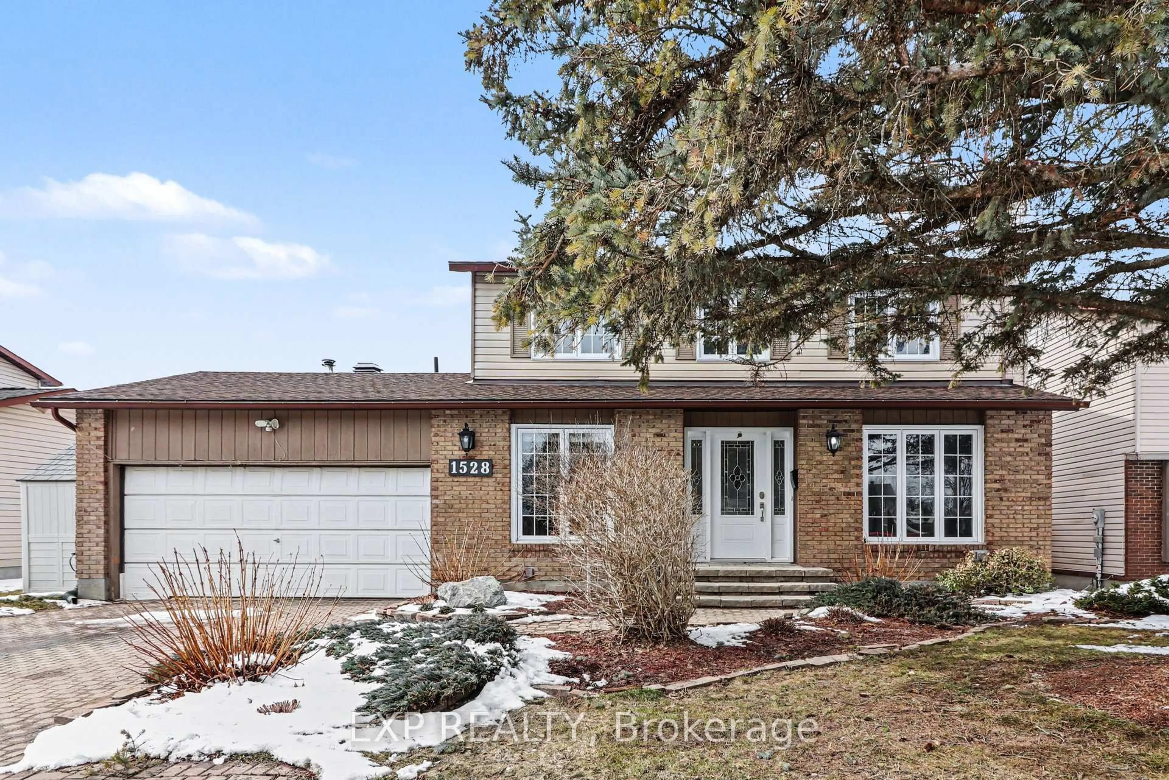 Home with brick exterior material, street for 1528 Missyabit Dr, Ottawa Ontario K1E 2M6