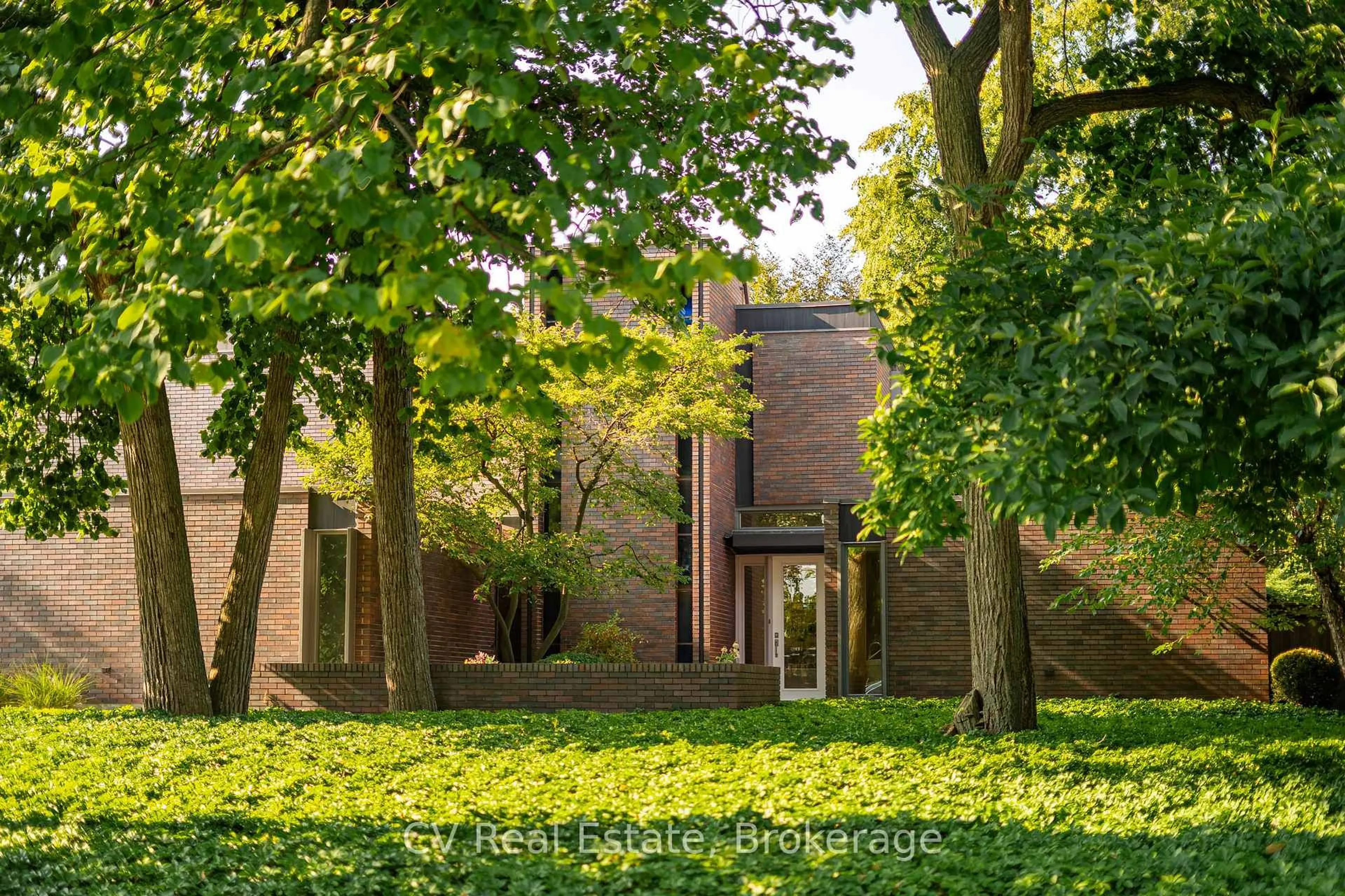 Home with brick exterior material, street for 31 Auchmar Rd, Hamilton Ontario L9C 1C6