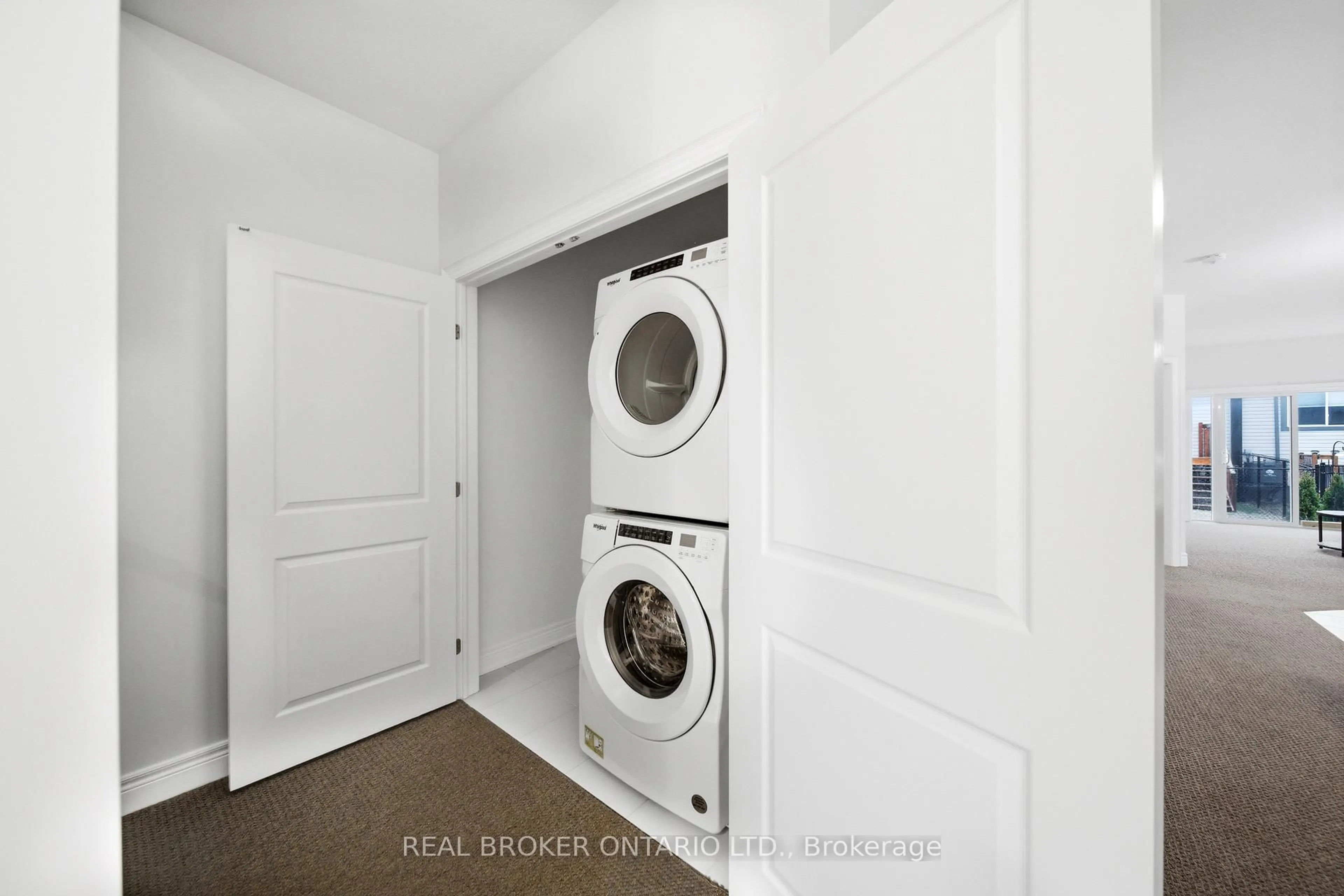 Laundry room for 450 Viking St, Fort Erie Ontario L2A 0E3