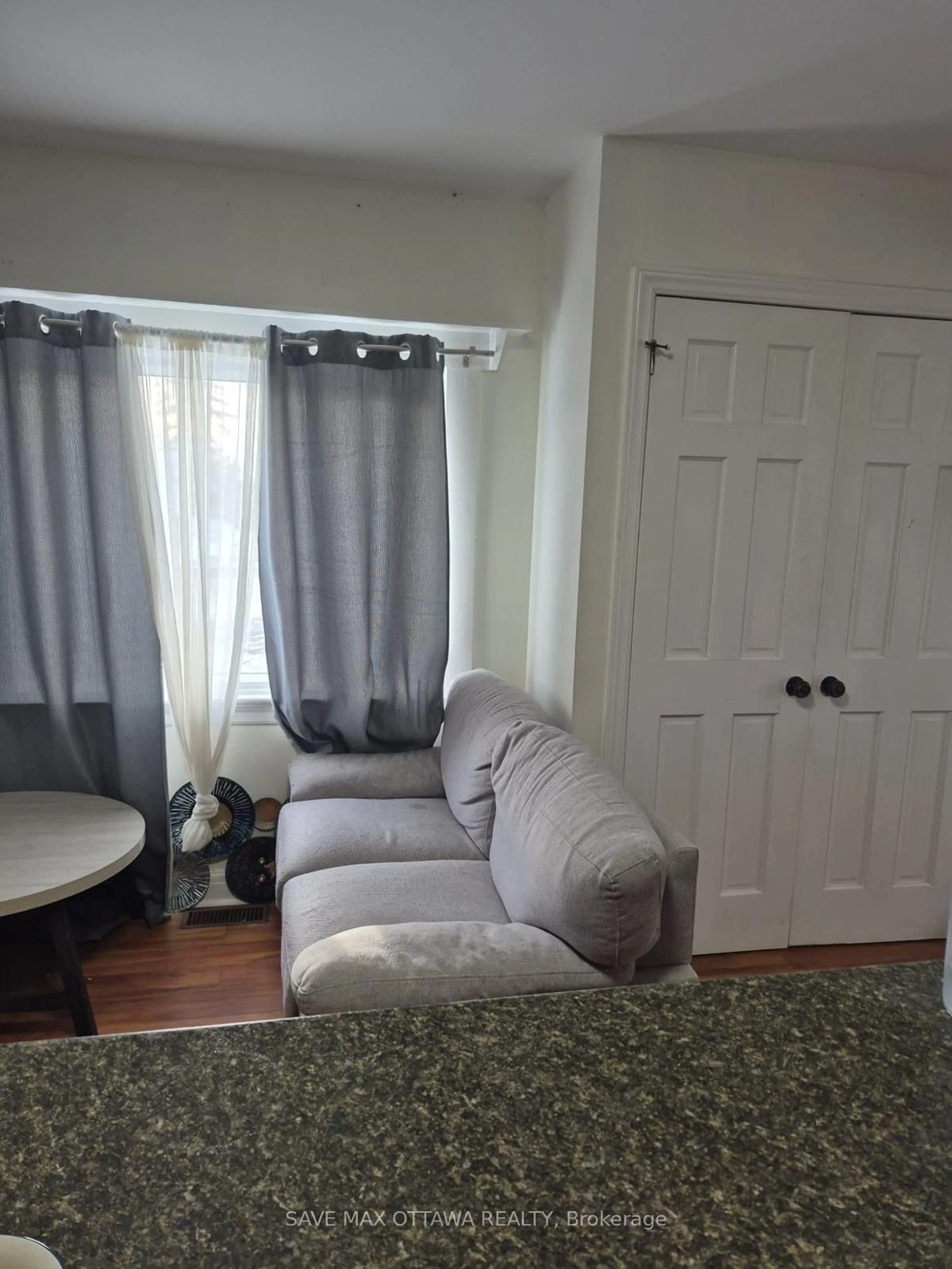 Living room with furniture, unknown for 5358 Bank St, Ottawa Ontario K1X 1H1
