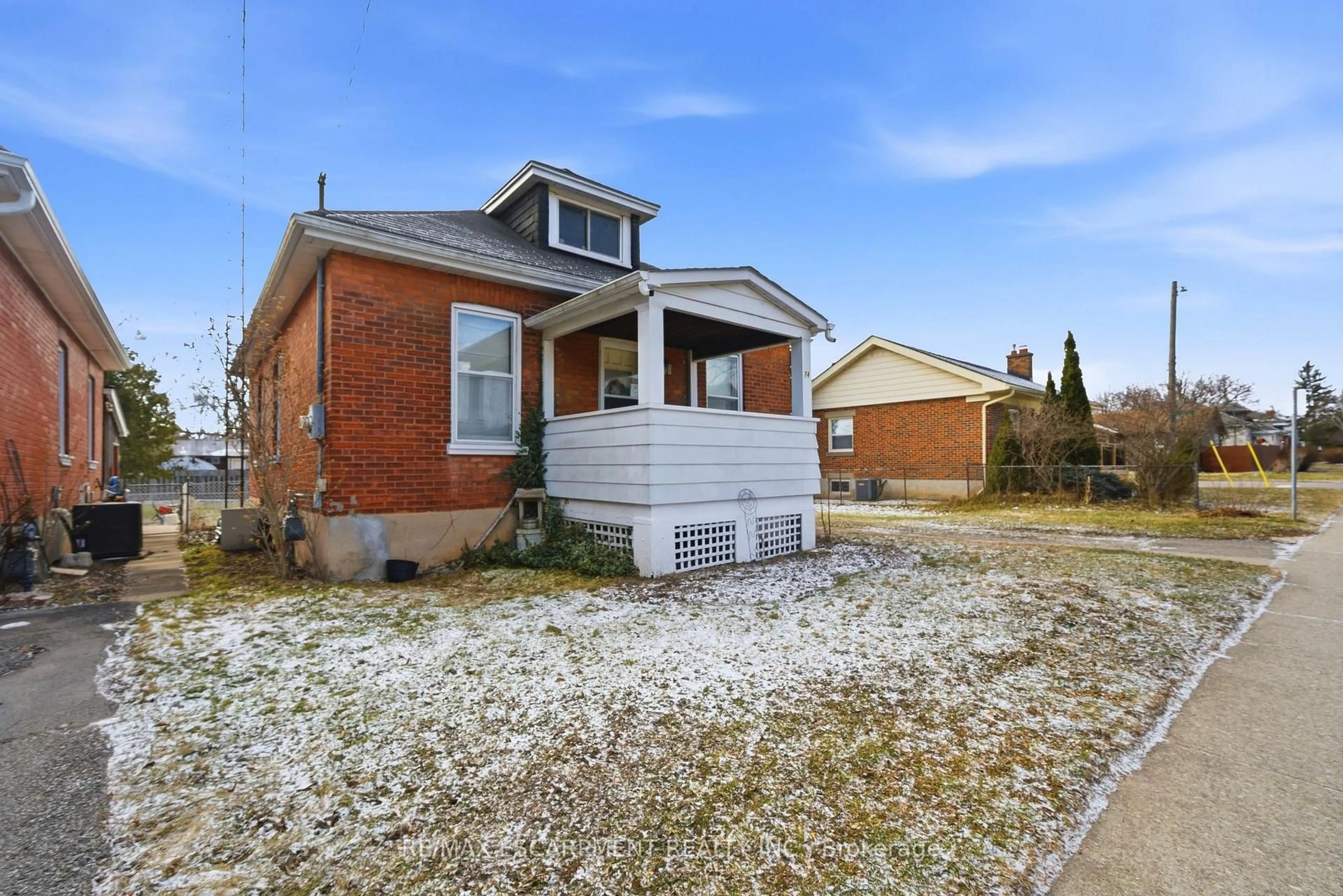 Home with brick exterior material, street for 74 Brunswick St, Brantford Ontario N3T 1G4