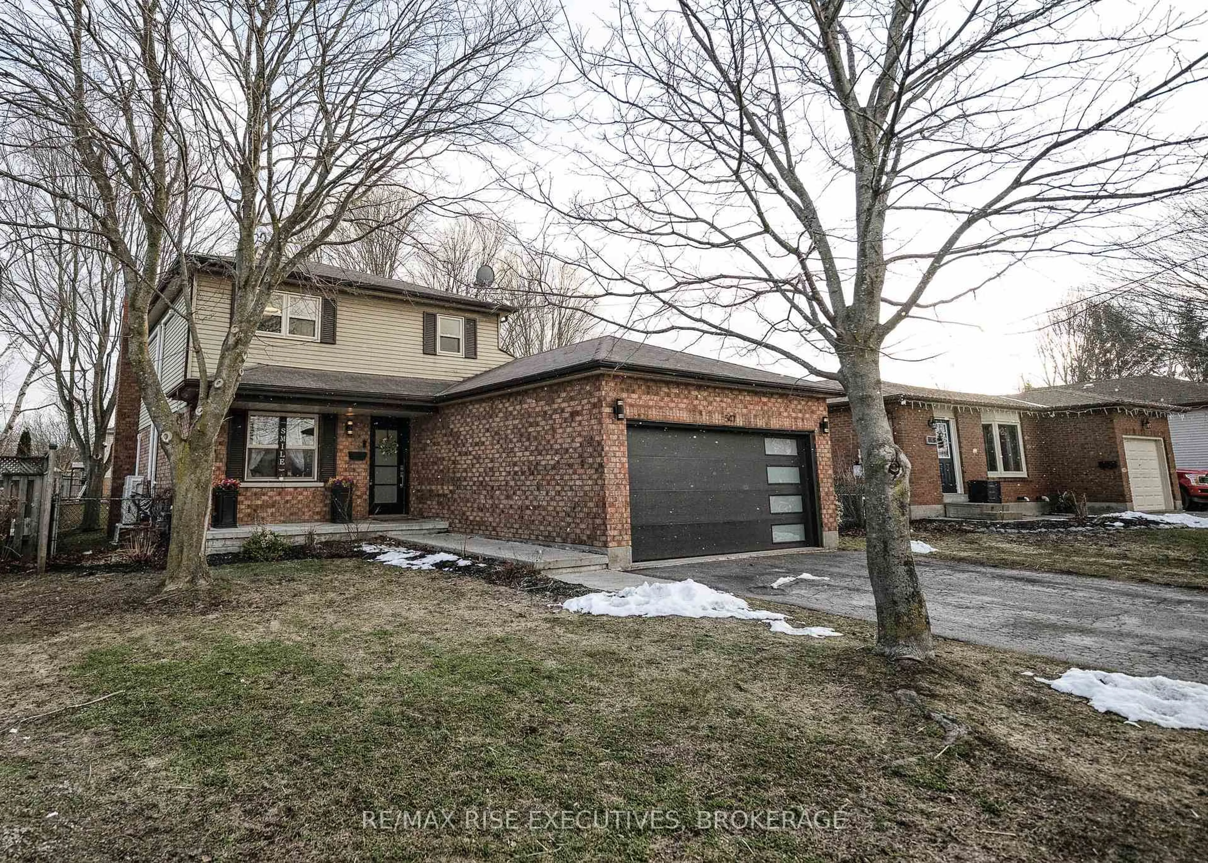 Home with brick exterior material, street for 547 Ewing St, Cobourg Ontario K9A 4Y9