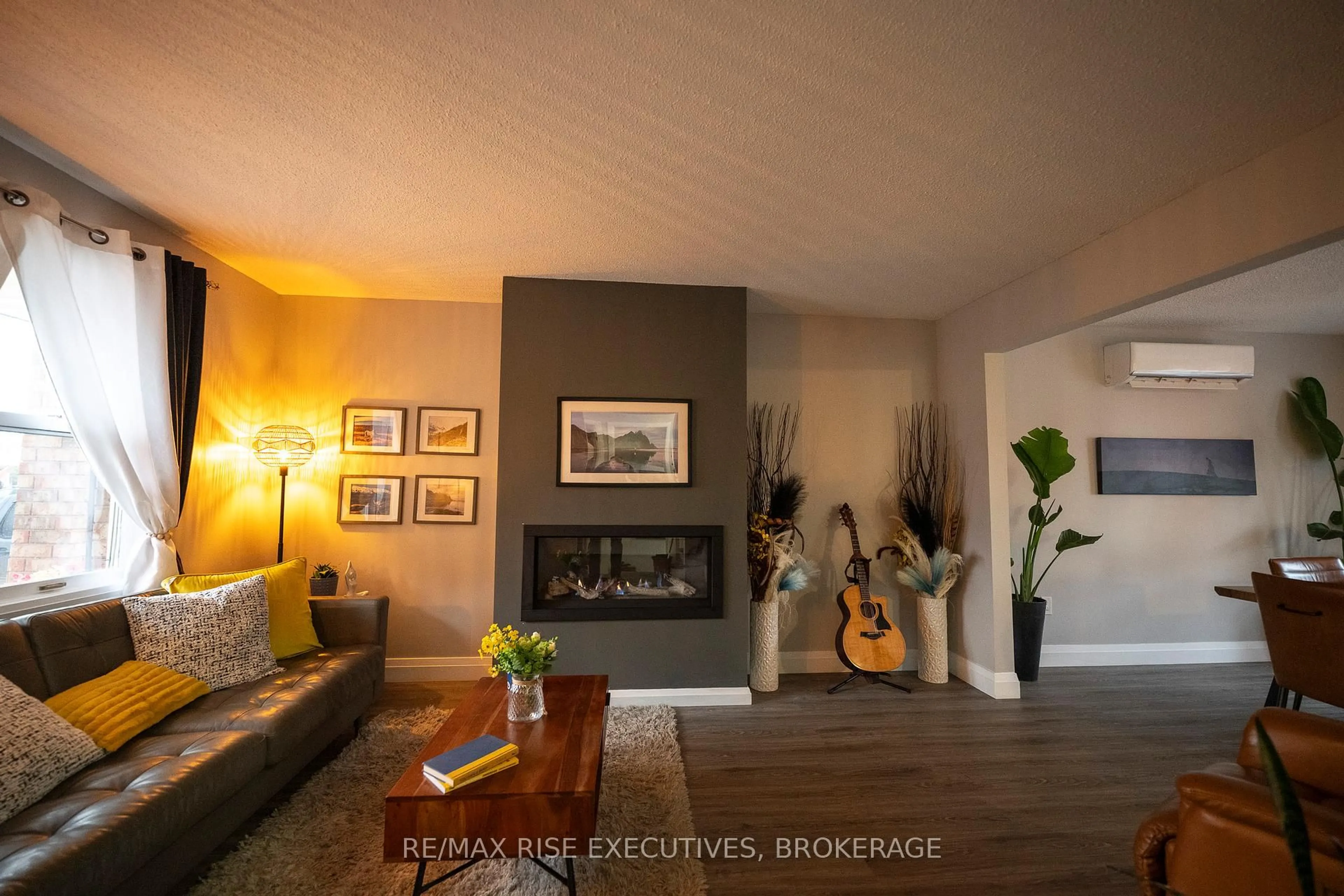 Living room with furniture, unknown for 547 Ewing St, Cobourg Ontario K9A 4Y9