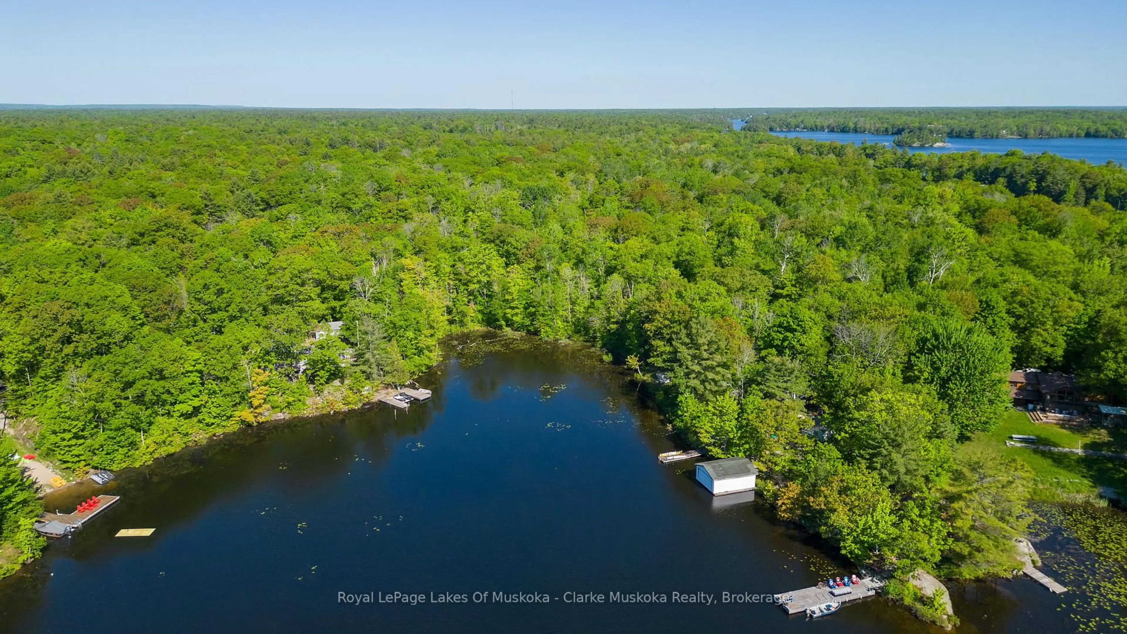 A pic from outside/outdoor area/front of a property/back of a property/a pic from drone, water/lake/river/ocean view for 520 Sweets Portage Rd, Georgian Bay Ontario L0K 1S0