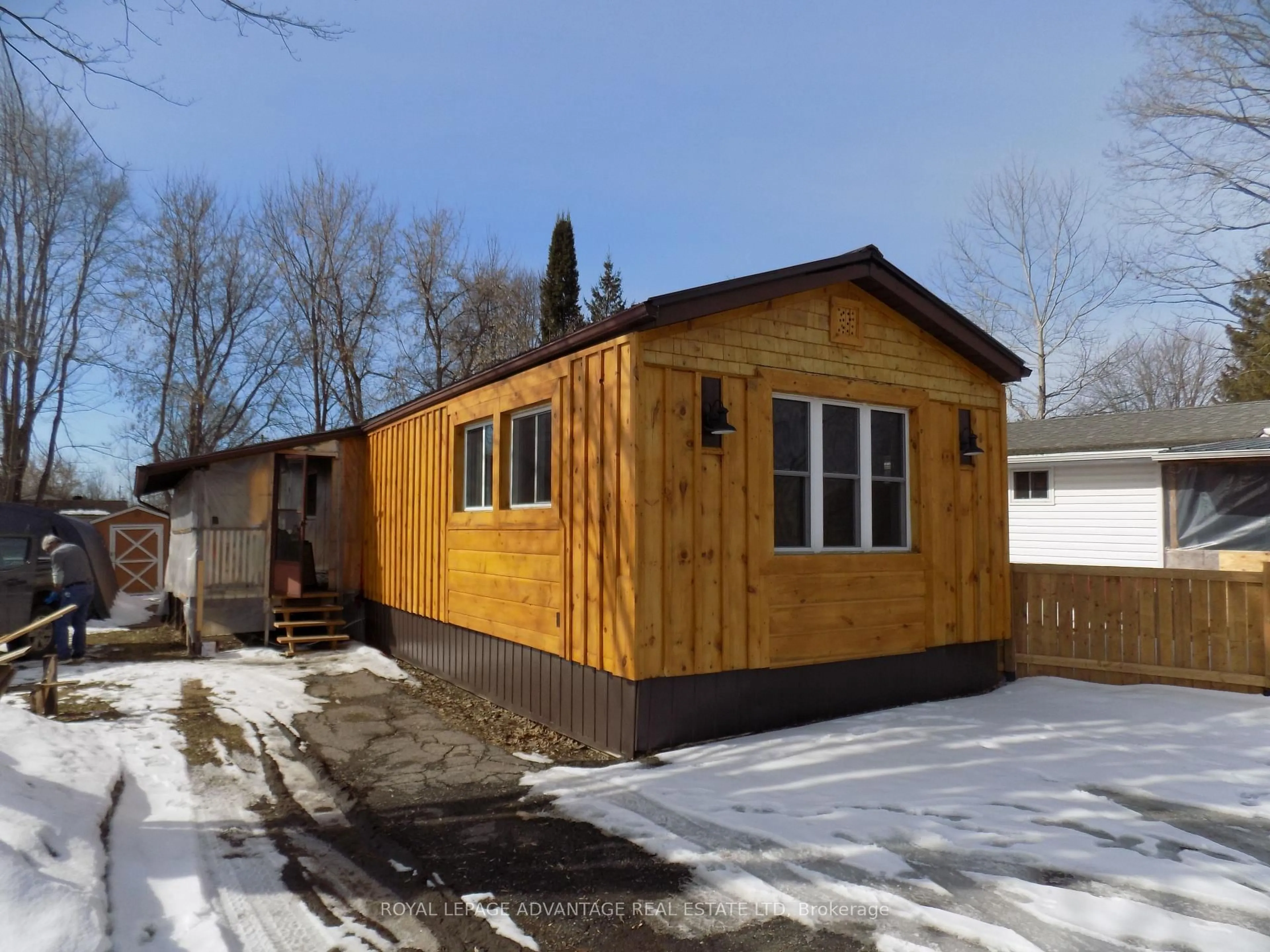 Shed for 15 Kavanagh Dri Kavanagh Dr, Rideau Lakes Ontario K7A 4S5