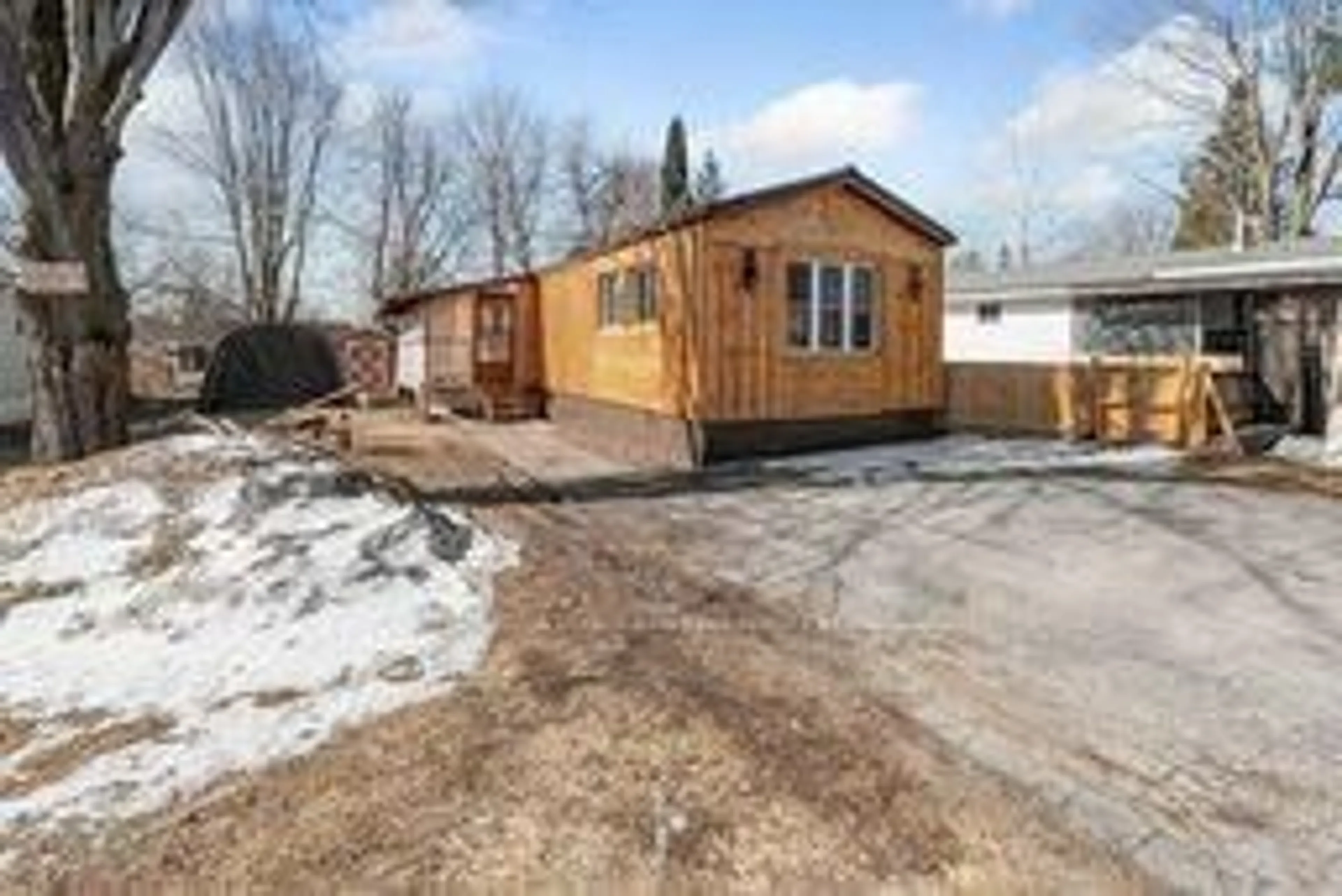 Shed for 15 Kavanagh Dri Kavanagh Dr, Rideau Lakes Ontario K7A 4S5